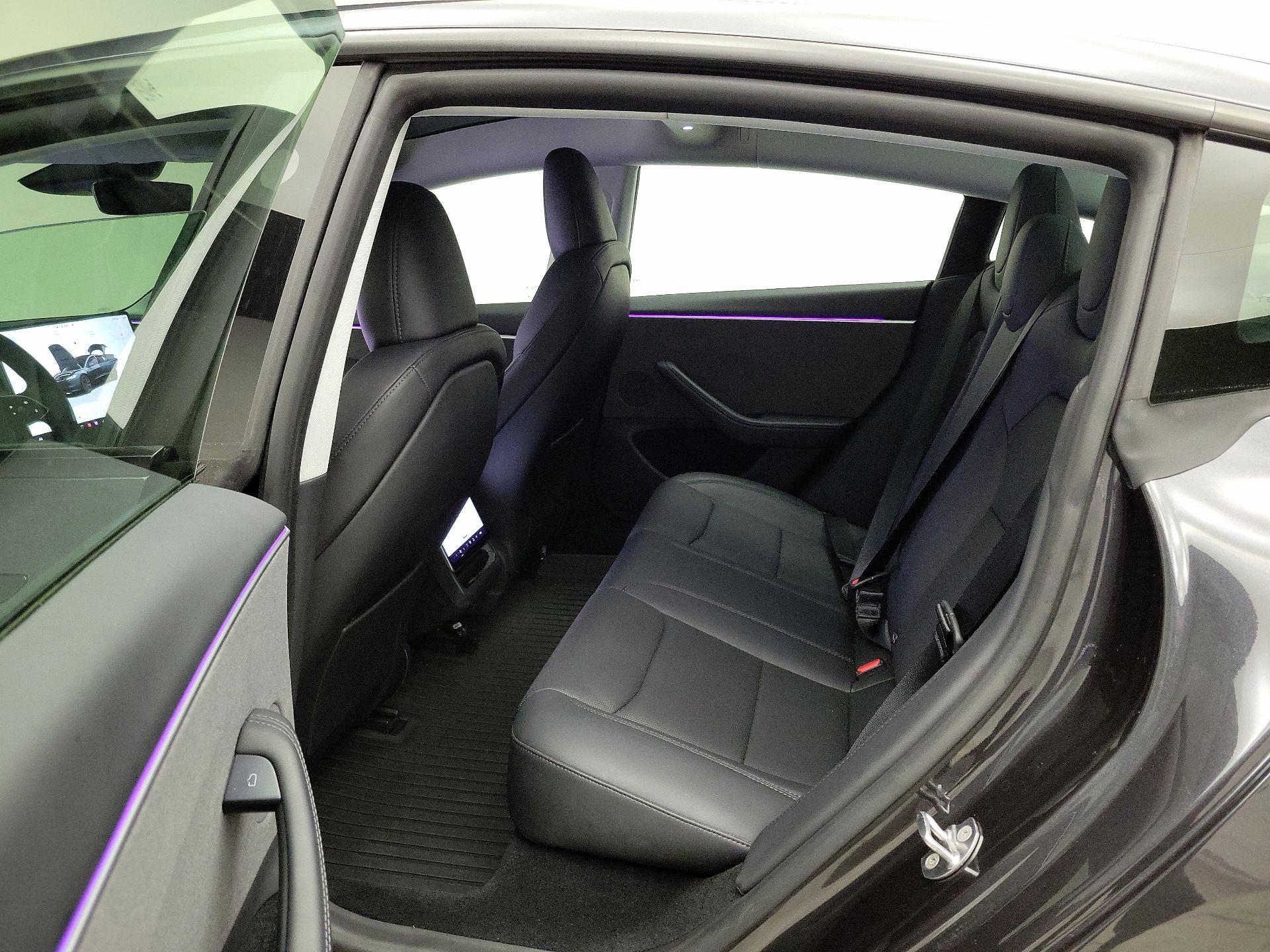 Thumbnail: 2025 Tesla Model 3 - 19