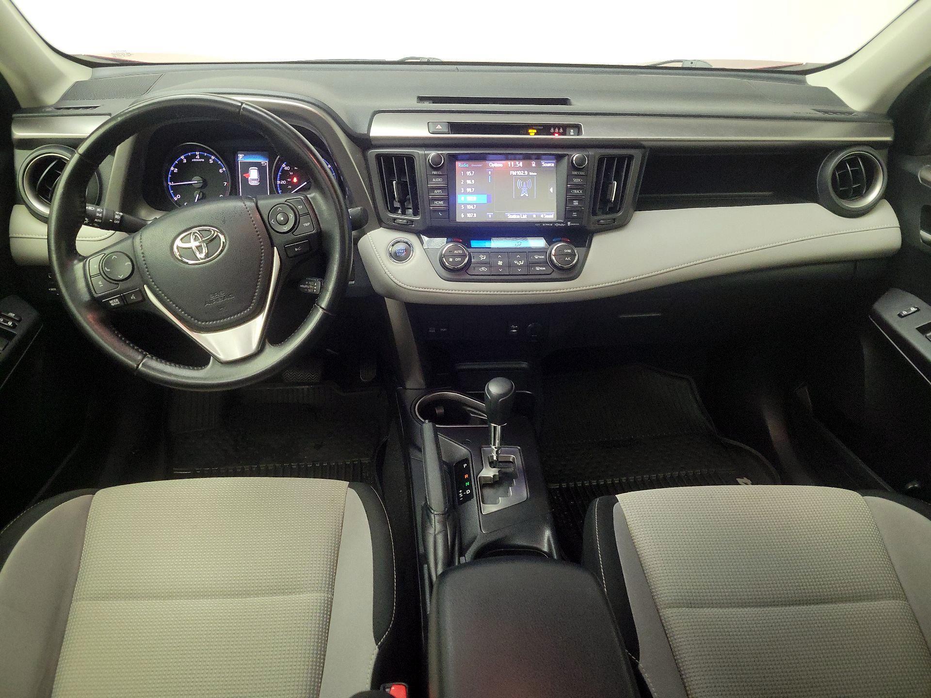 Thumbnail: 2017 Toyota RAV4 - 9