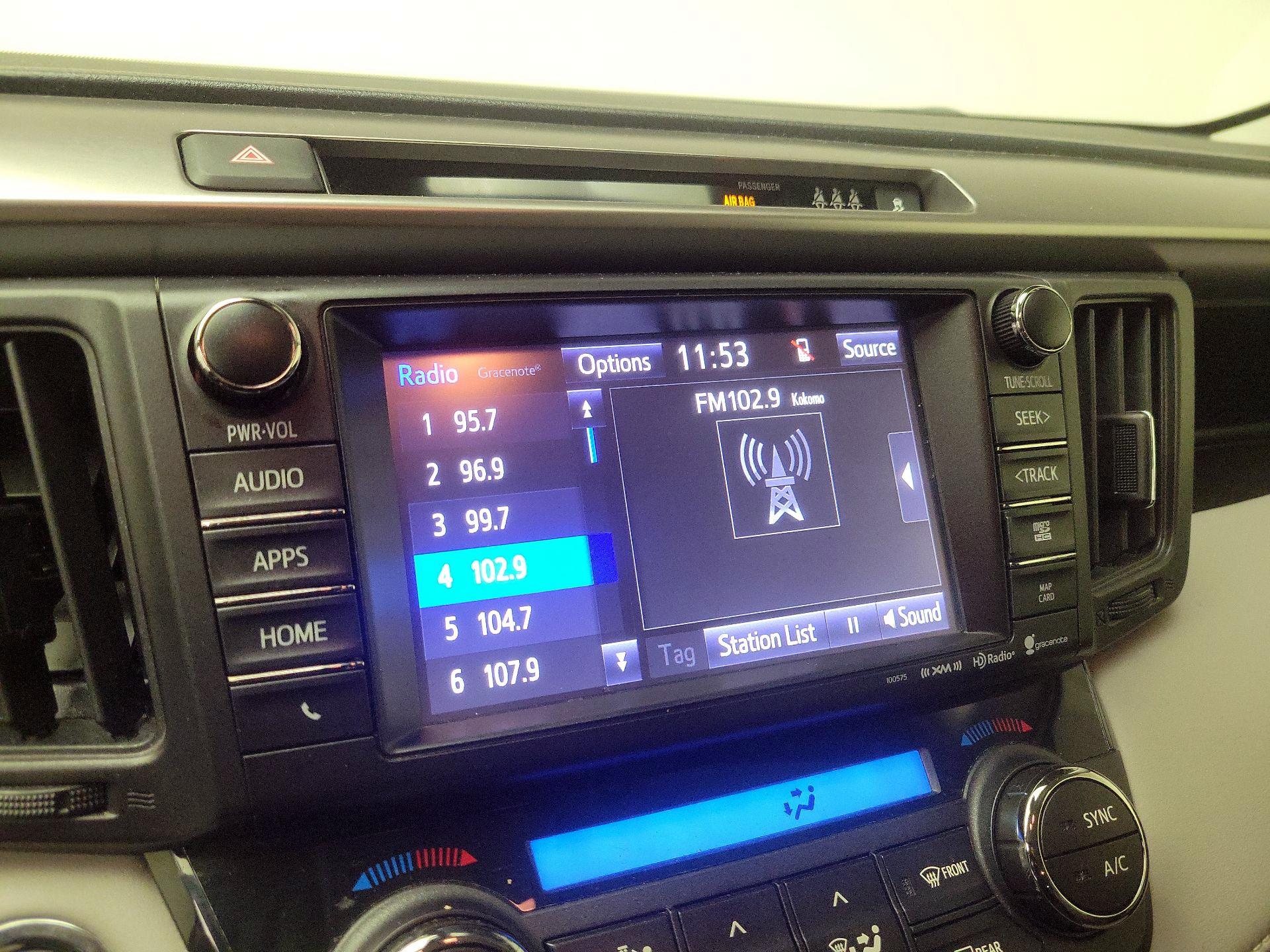 Thumbnail: 2017 Toyota RAV4 - 15