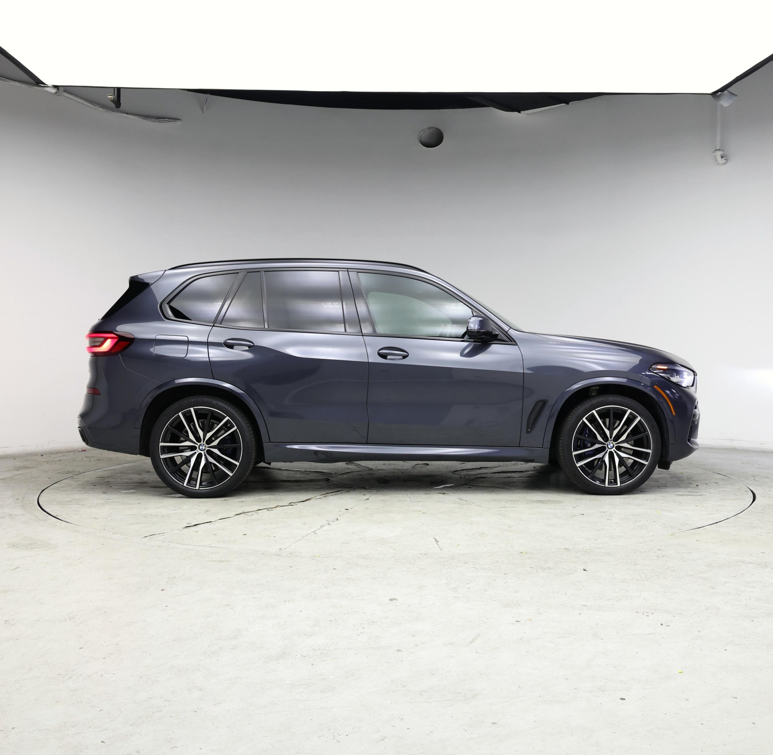 Thumbnail: 2021 BMW X5 - 7