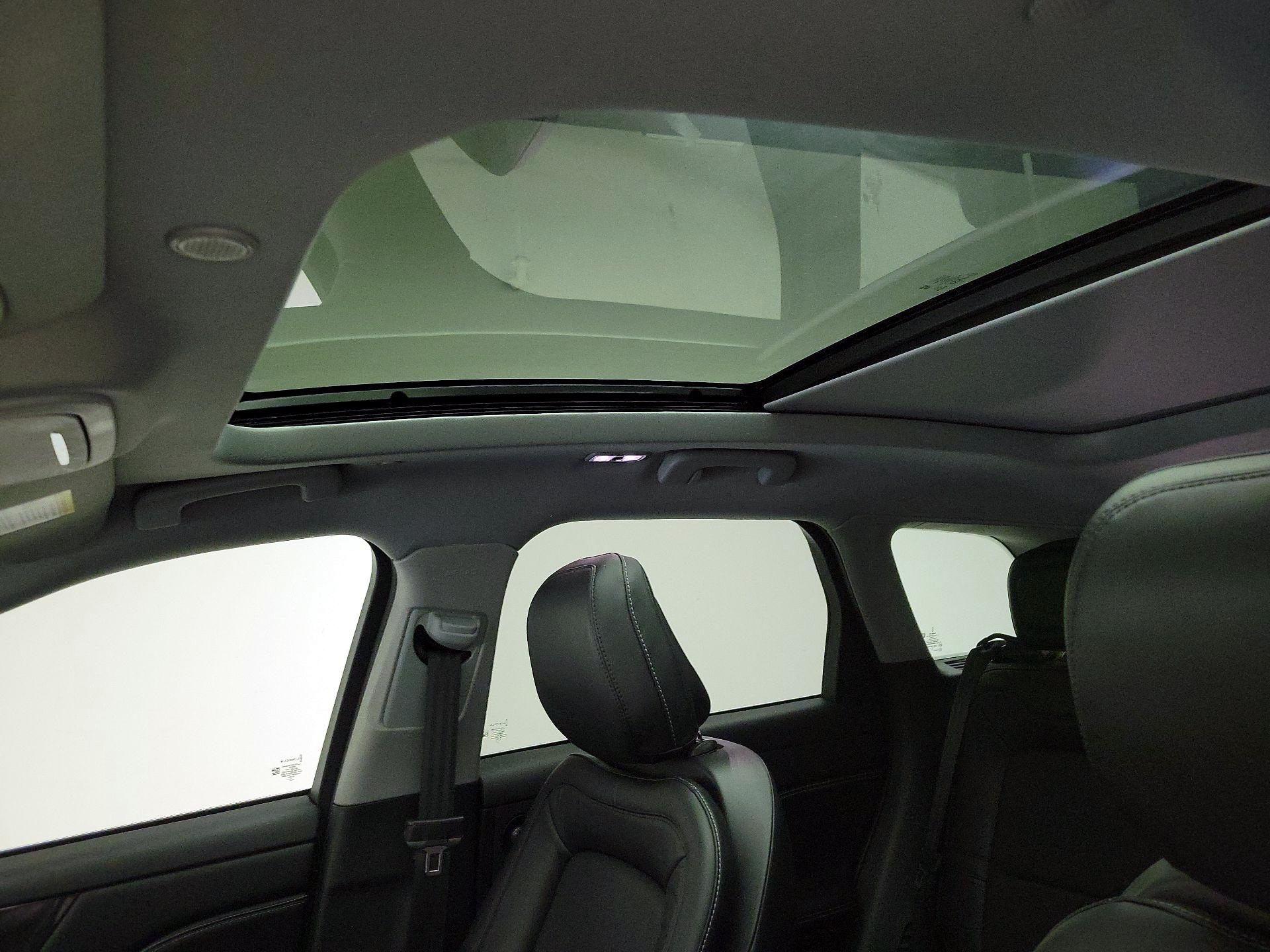 Thumbnail: 2022 Lincoln Corsair - 20