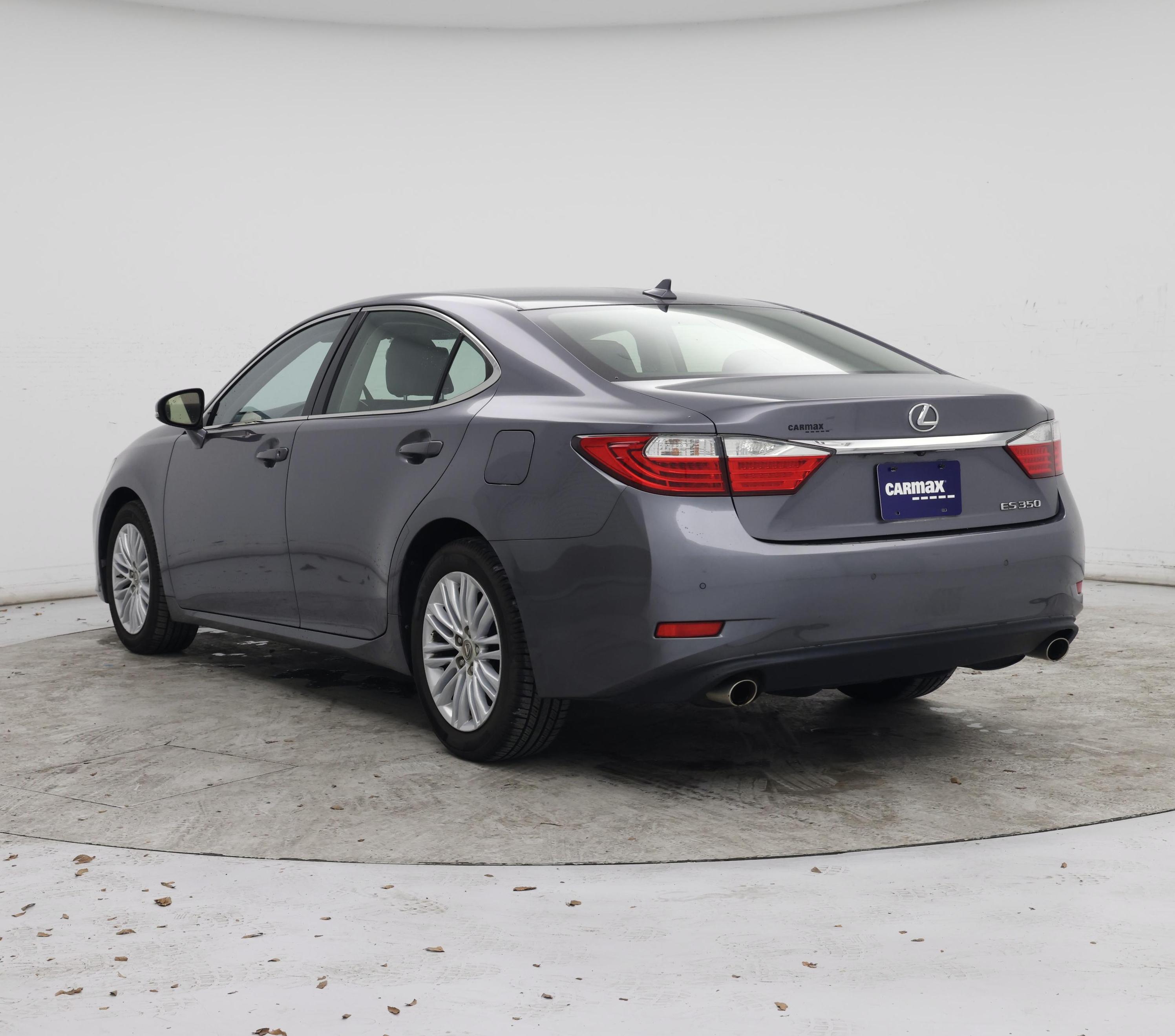 Thumbnail: 2014 Lexus ES - 2