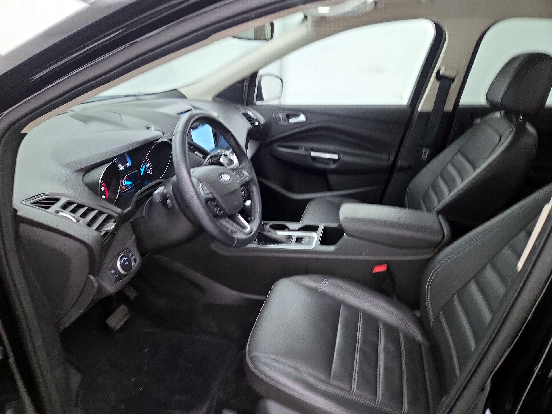 Thumbnail: 2017 Ford Escape - 11