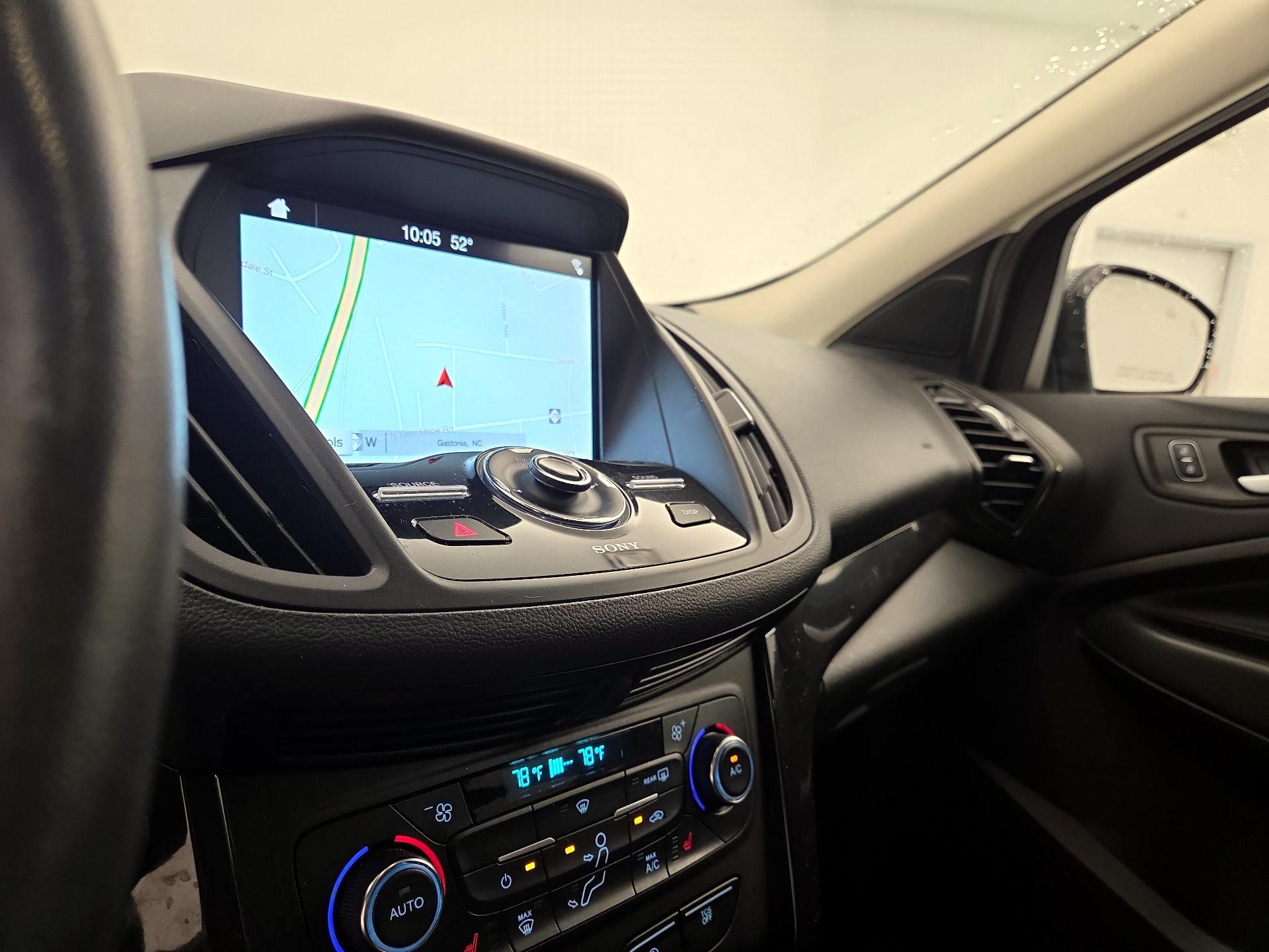 Thumbnail: 2017 Ford Escape - 15