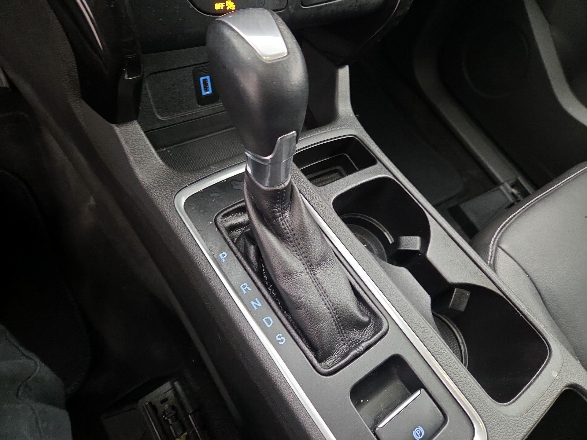 Thumbnail: 2017 Ford Escape - 17