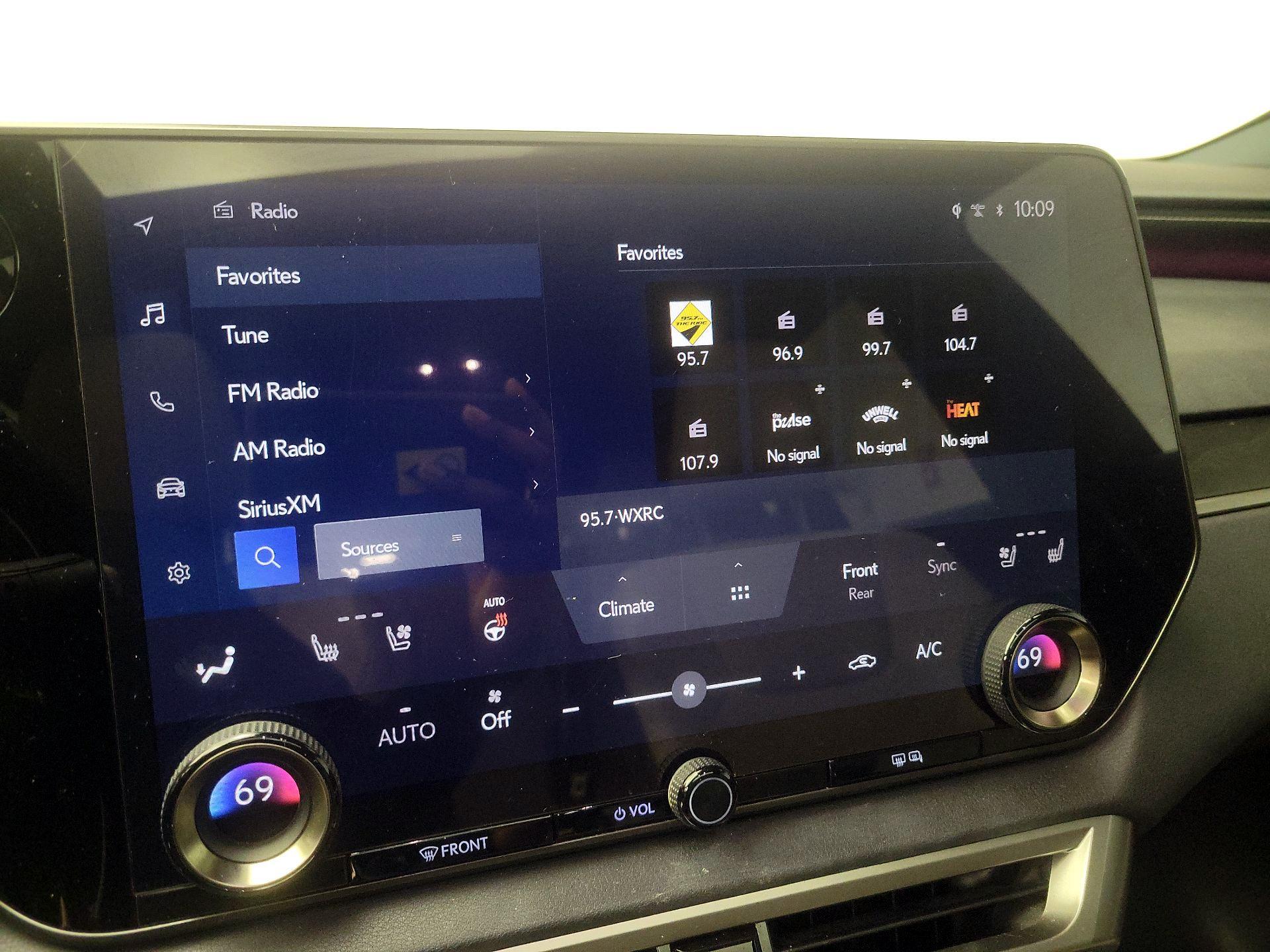 Thumbnail: 2023 Lexus RX - 15