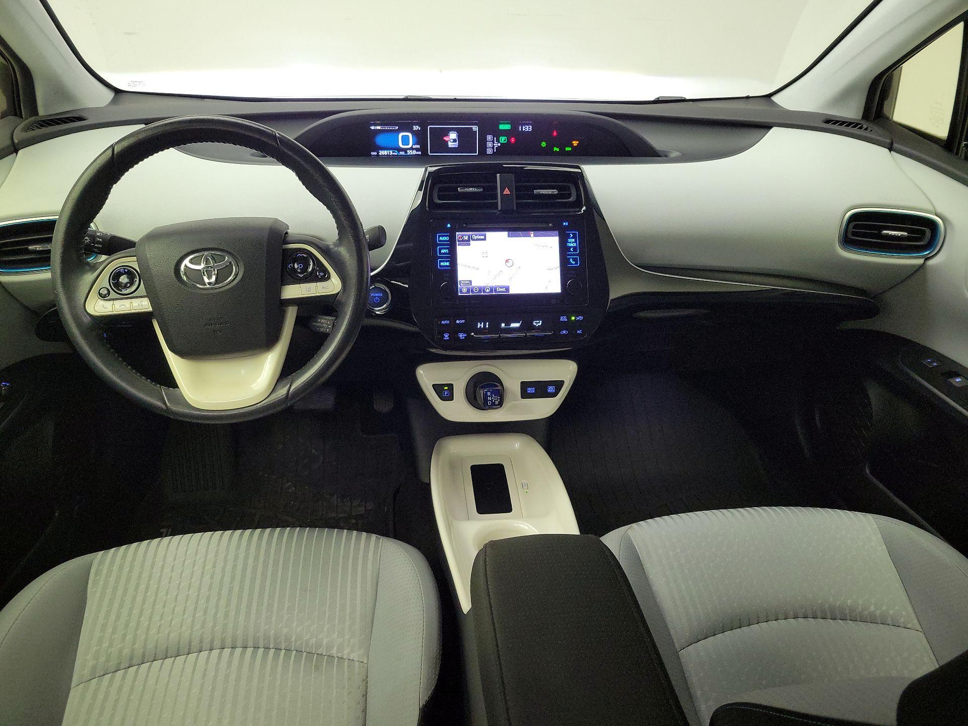 Thumbnail: 2018 Toyota Prius - 9