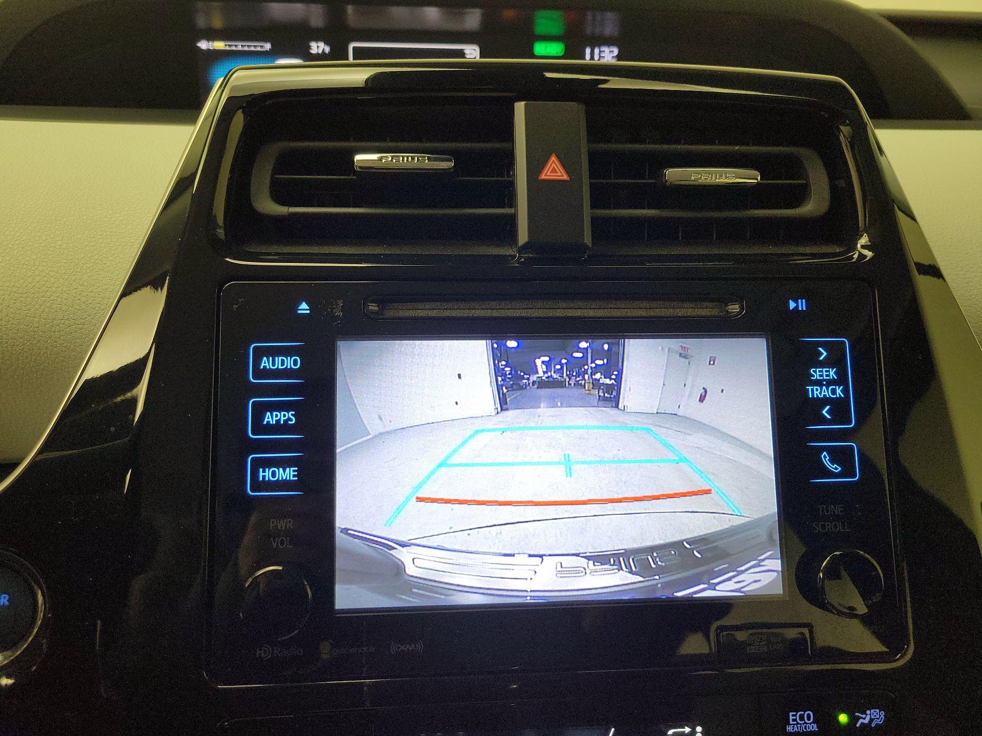 Thumbnail: 2018 Toyota Prius - 15