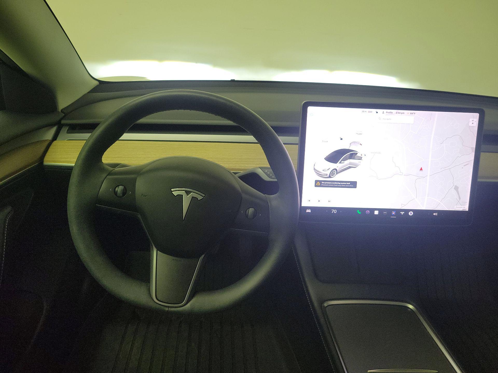 Thumbnail: 2020 Tesla Model 3 - 10