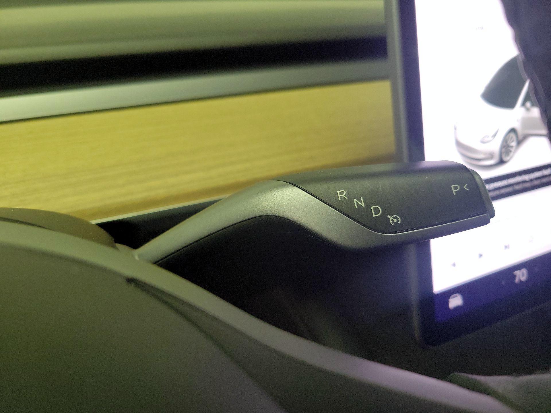 Thumbnail: 2020 Tesla Model 3 - 17