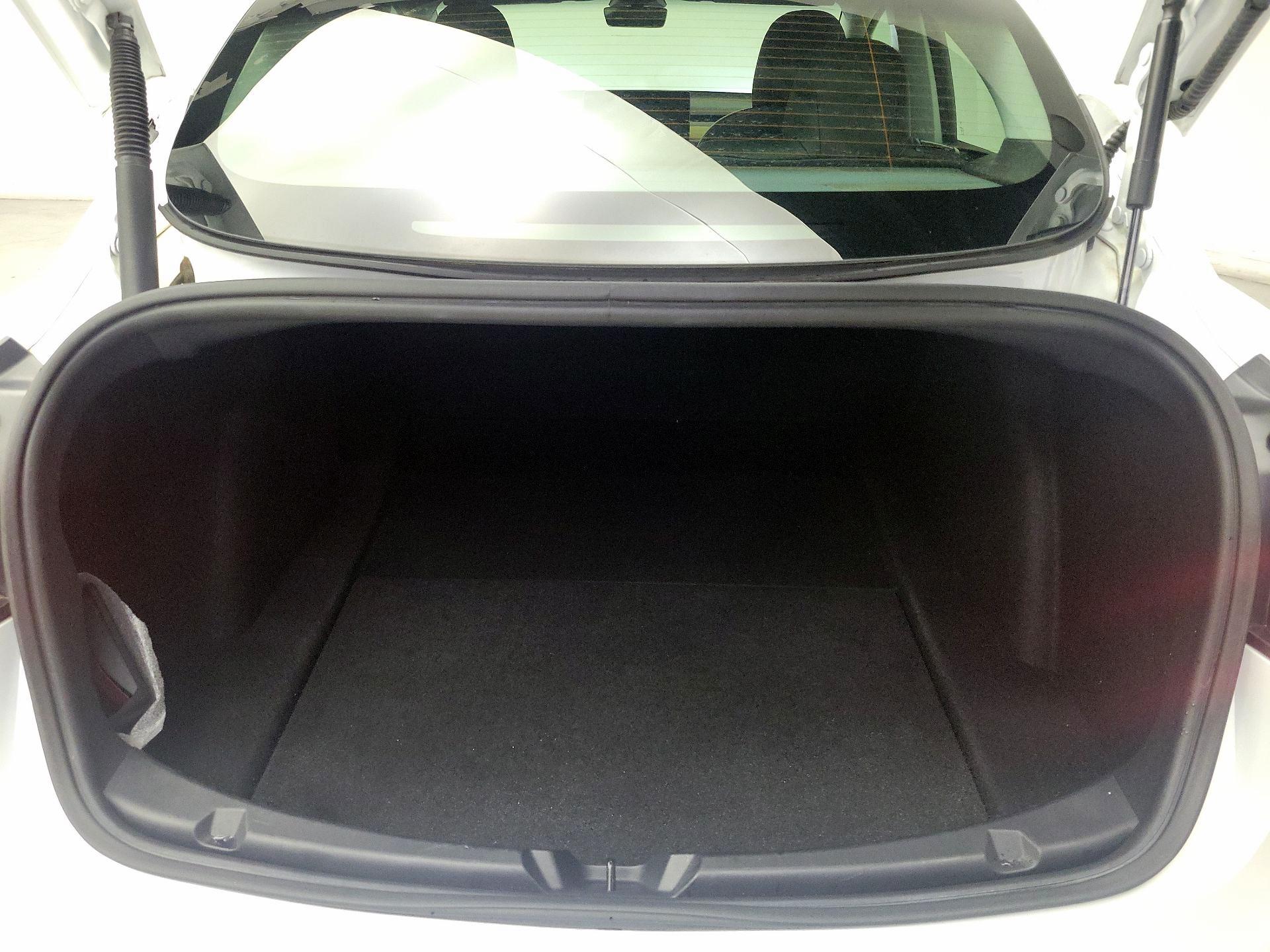 Thumbnail: 2020 Tesla Model 3 - 20