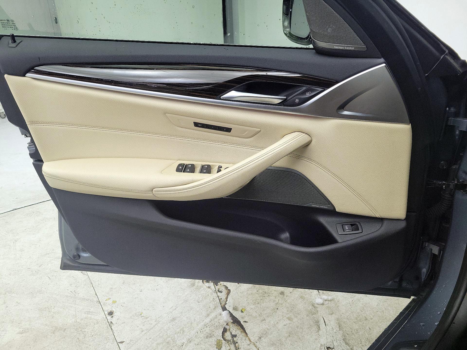 Thumbnail: 2019 BMW 5 Series - 12