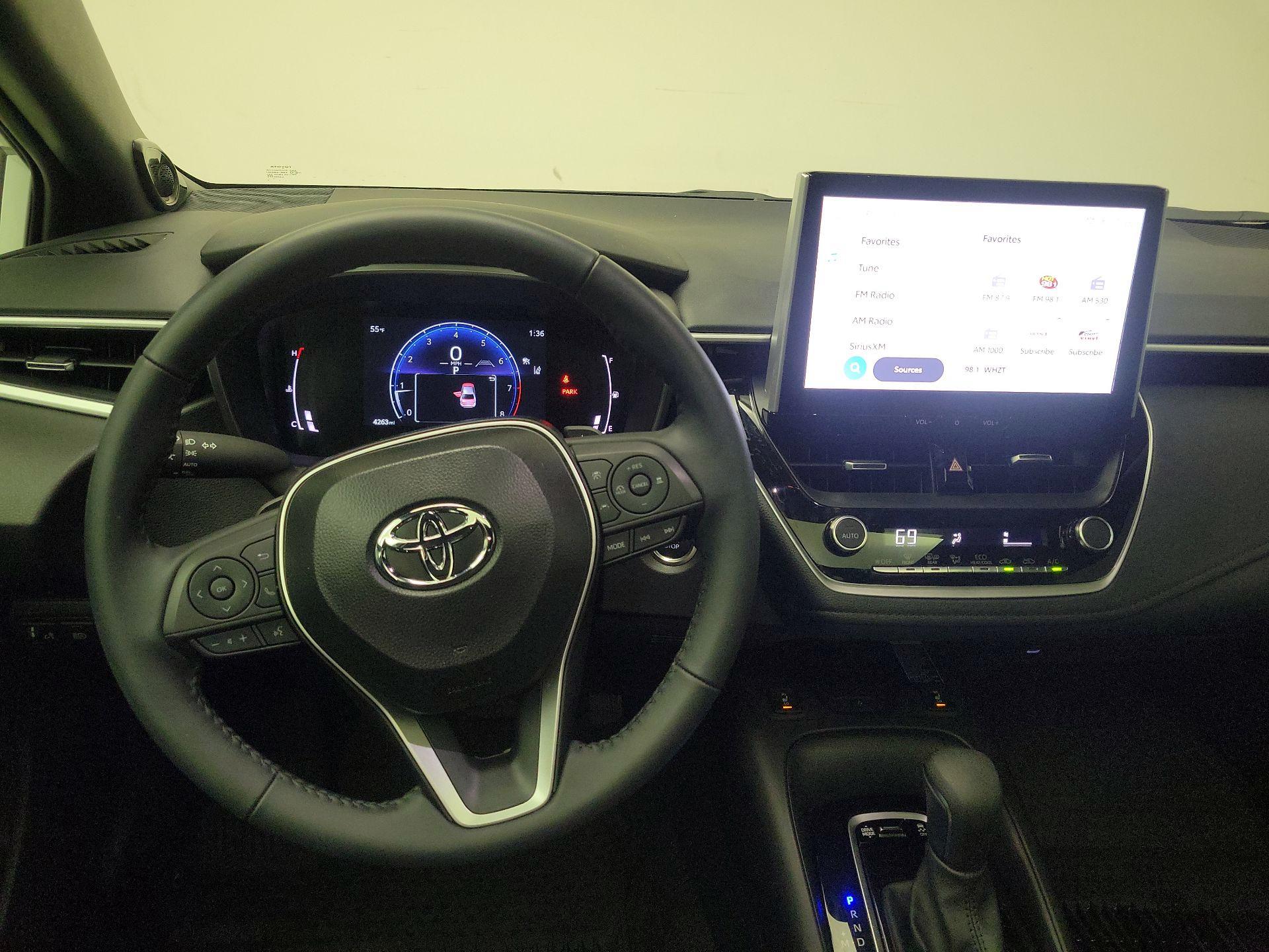 Thumbnail: 2025 Toyota Corolla - 10