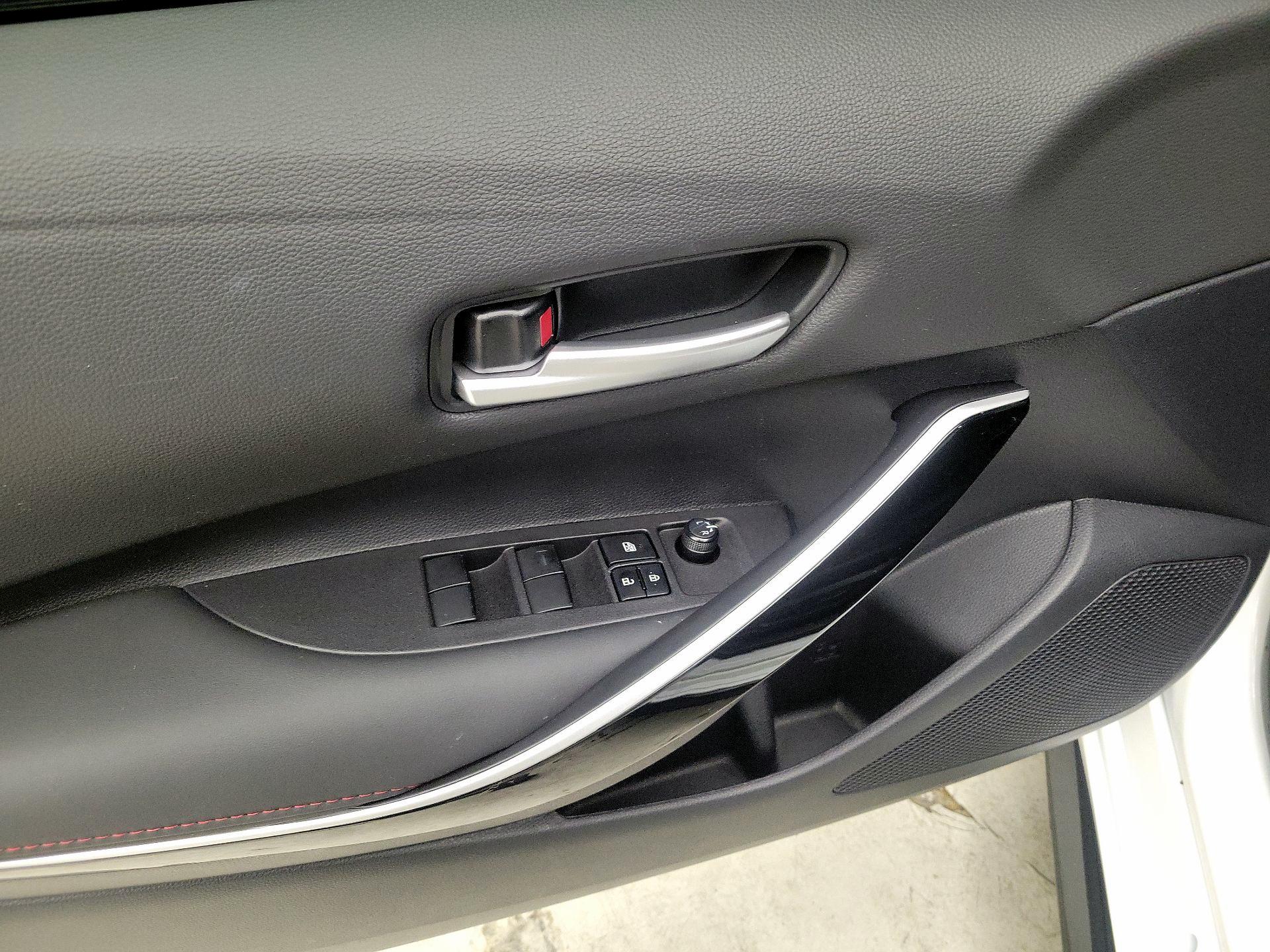 Thumbnail: 2025 Toyota Corolla - 12