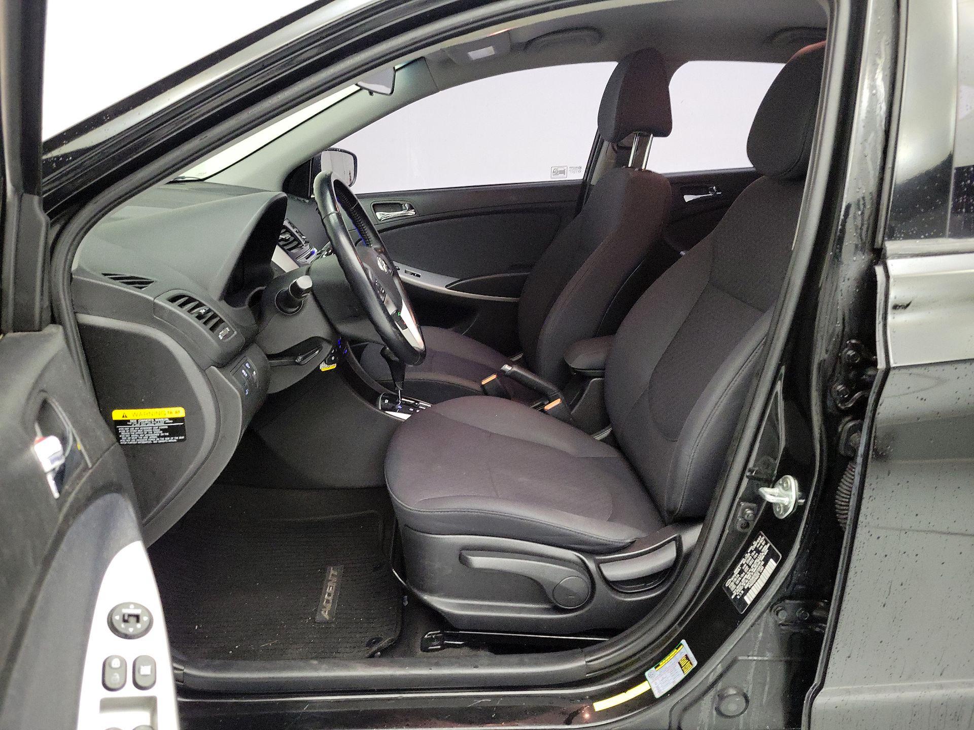 Thumbnail: 2014 Hyundai Accent - 11