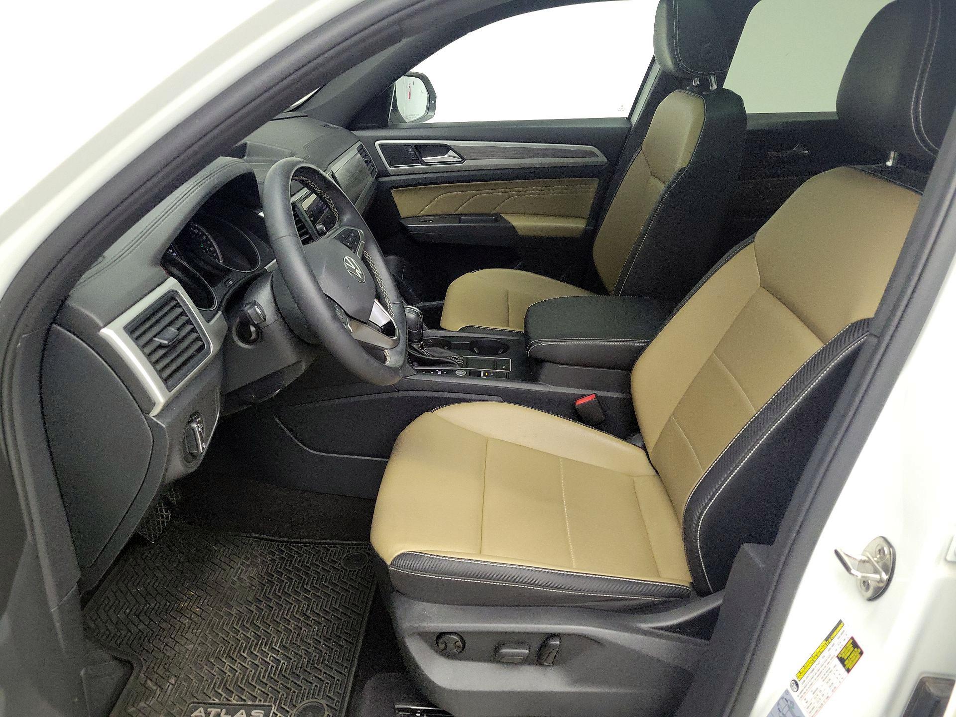 Thumbnail: 2021 Volkswagen Atlas - 11