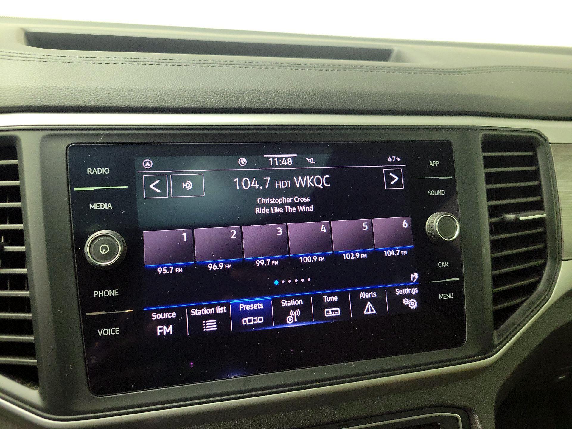 Thumbnail: 2021 Volkswagen Atlas - 15