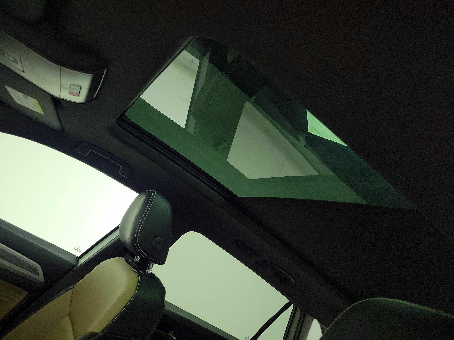 Thumbnail: 2021 Volkswagen Atlas - 19