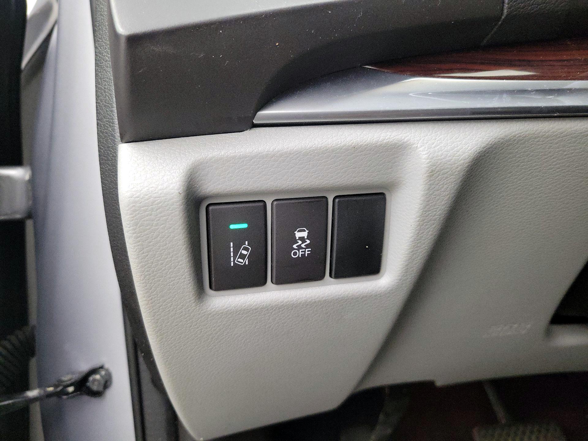 Thumbnail: 2016 Acura MDX - 13