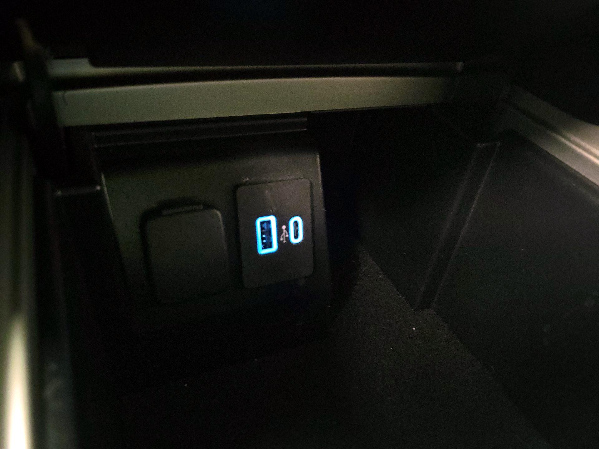 Thumbnail: 2023 Ford Explorer - 18