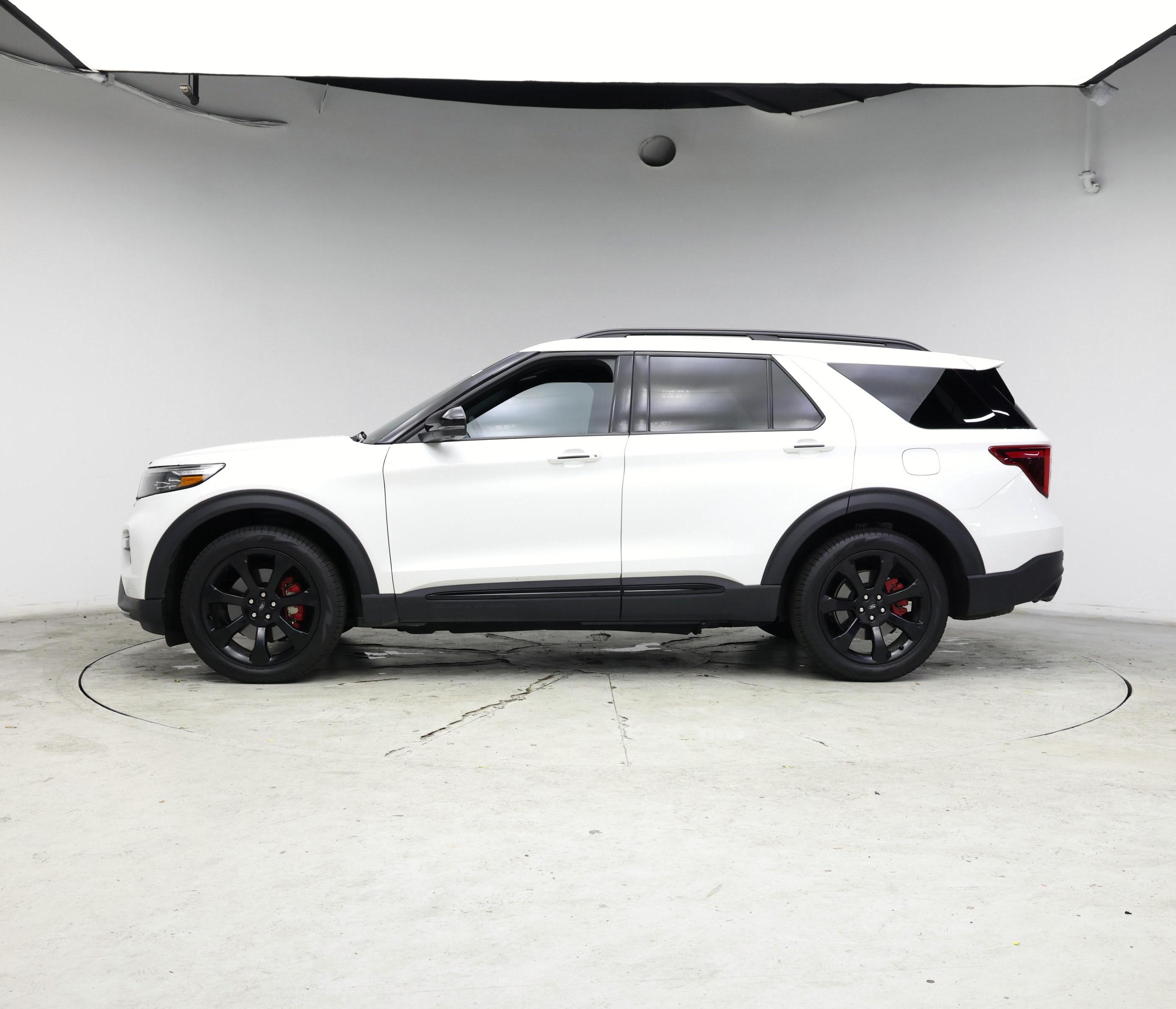 Thumbnail: 2023 Ford Explorer - 3