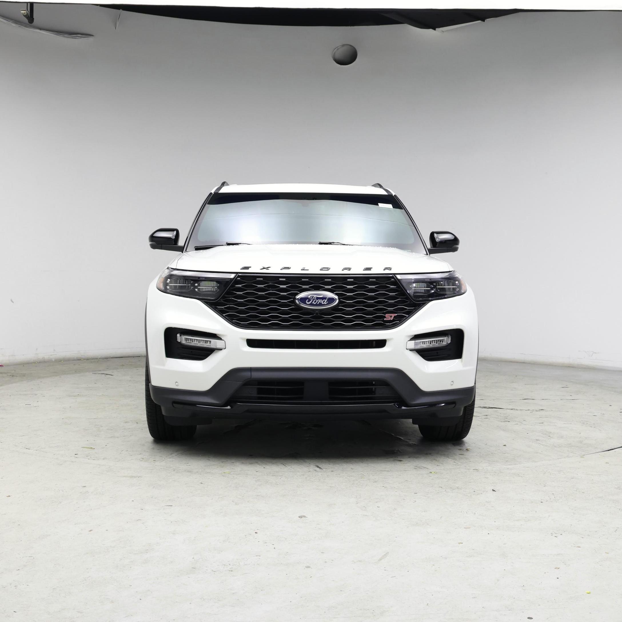 Thumbnail: 2023 Ford Explorer - 5
