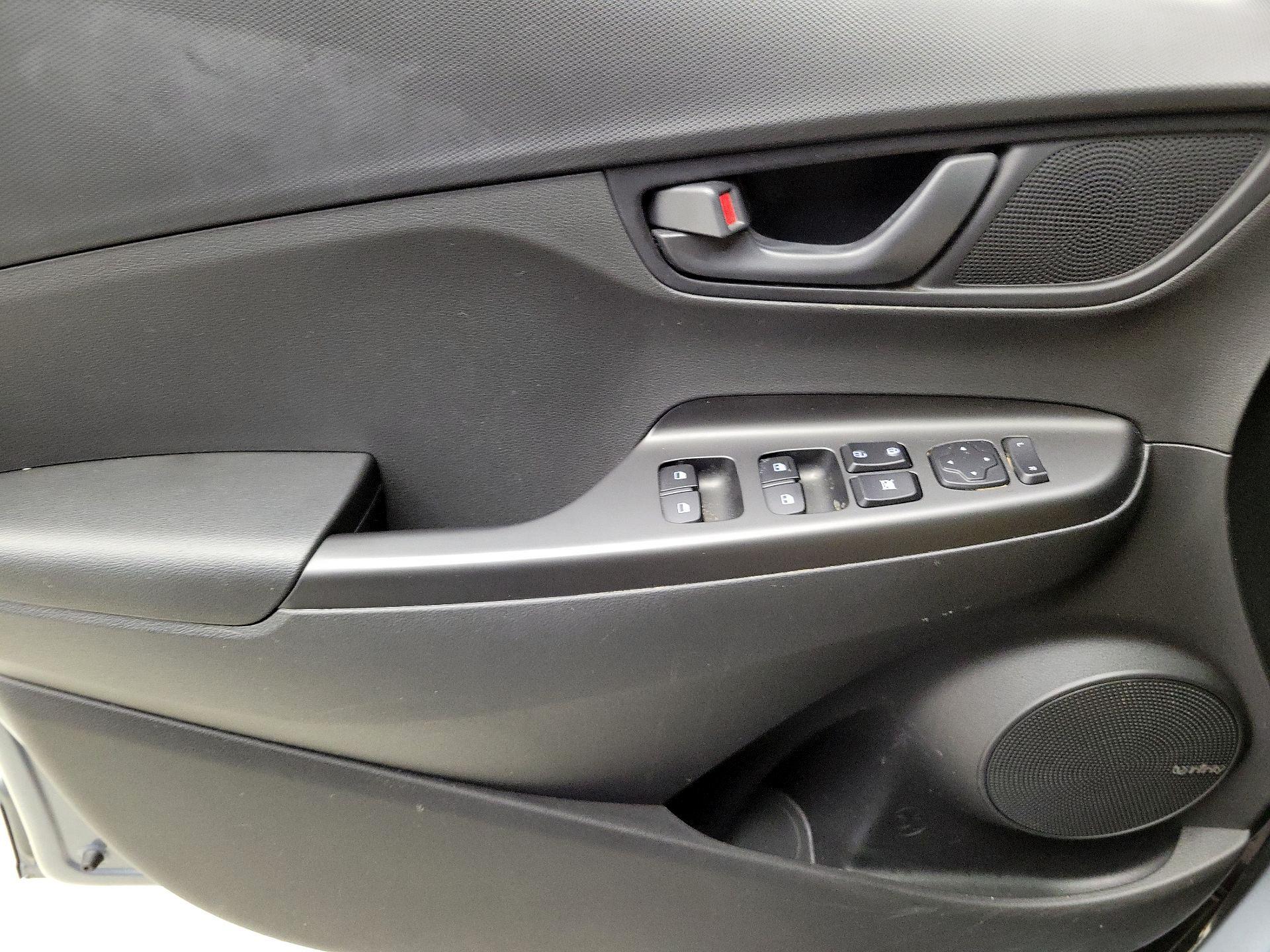 Thumbnail: 2019 Hyundai Kona - 12