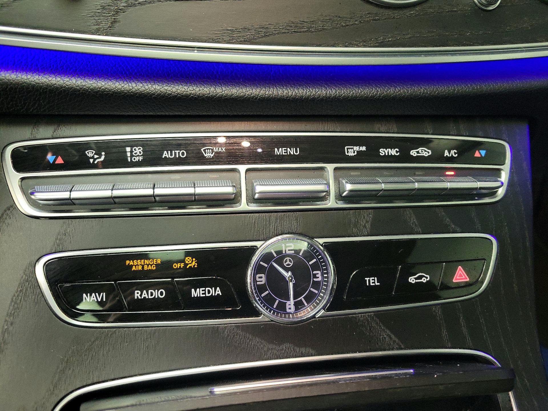 Thumbnail: 2018 Mercedes-Benz E-Class - 17