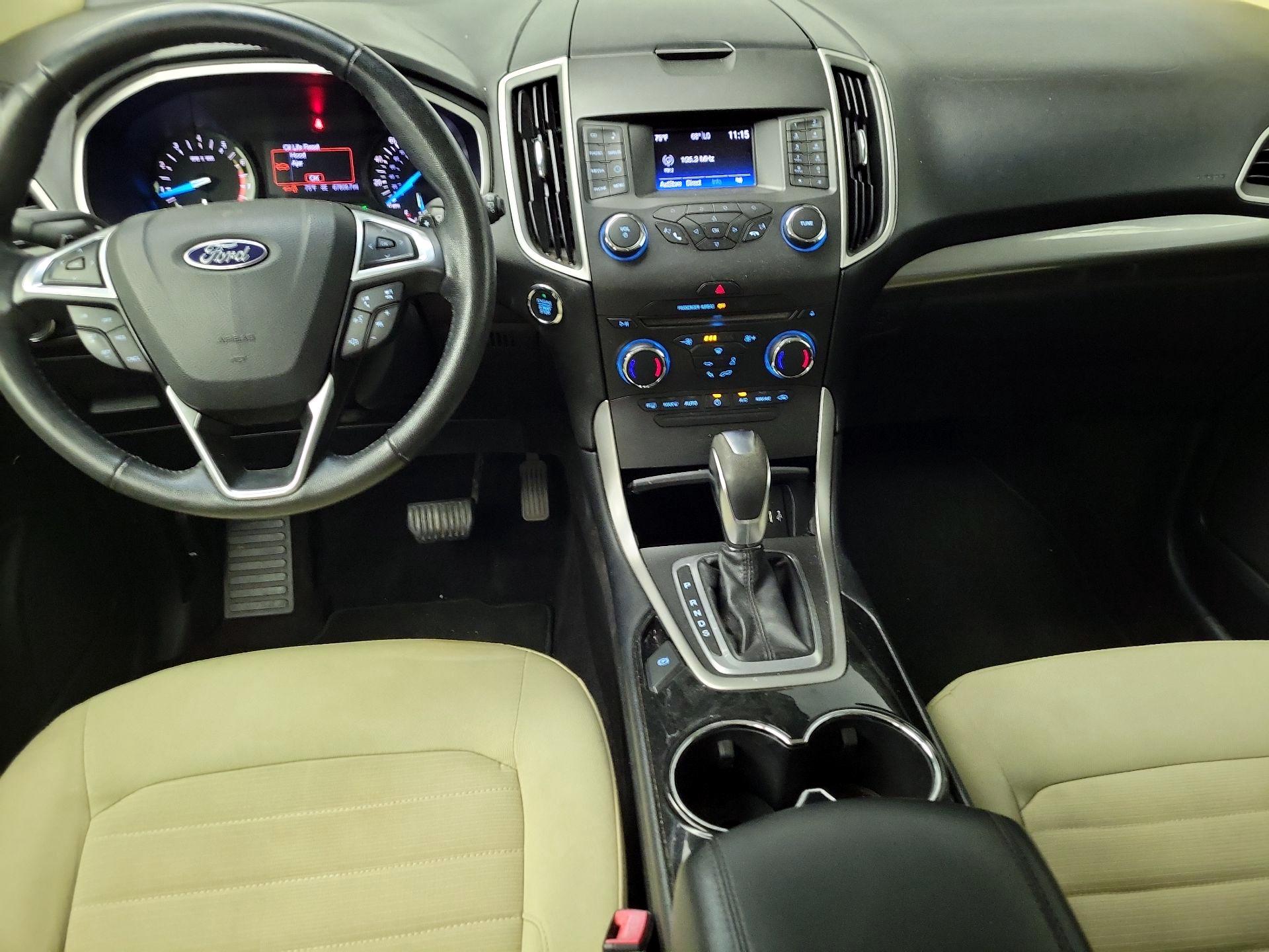 Thumbnail: 2016 Ford Edge - 9