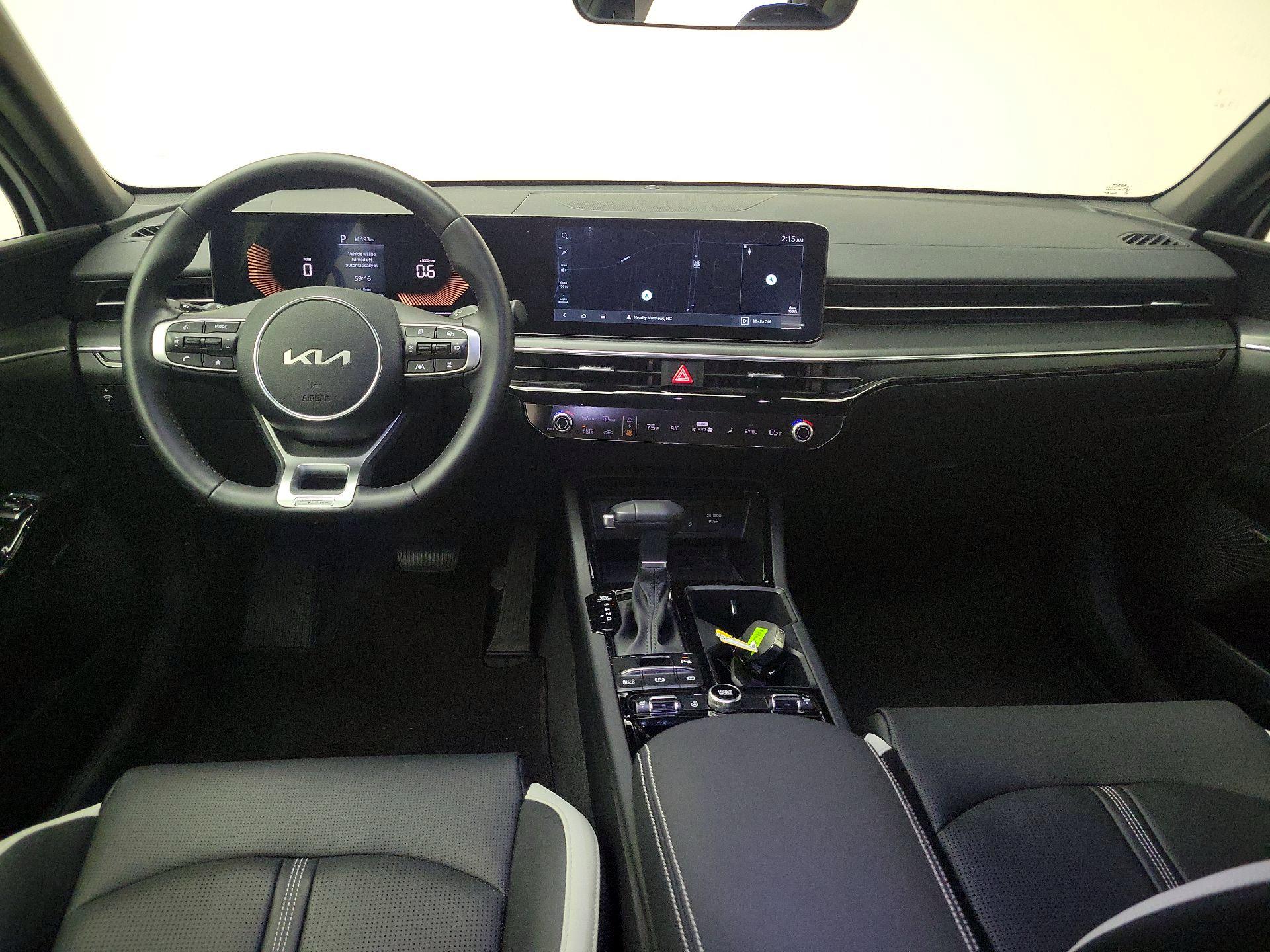 Thumbnail: 2025 Kia K5 - 9