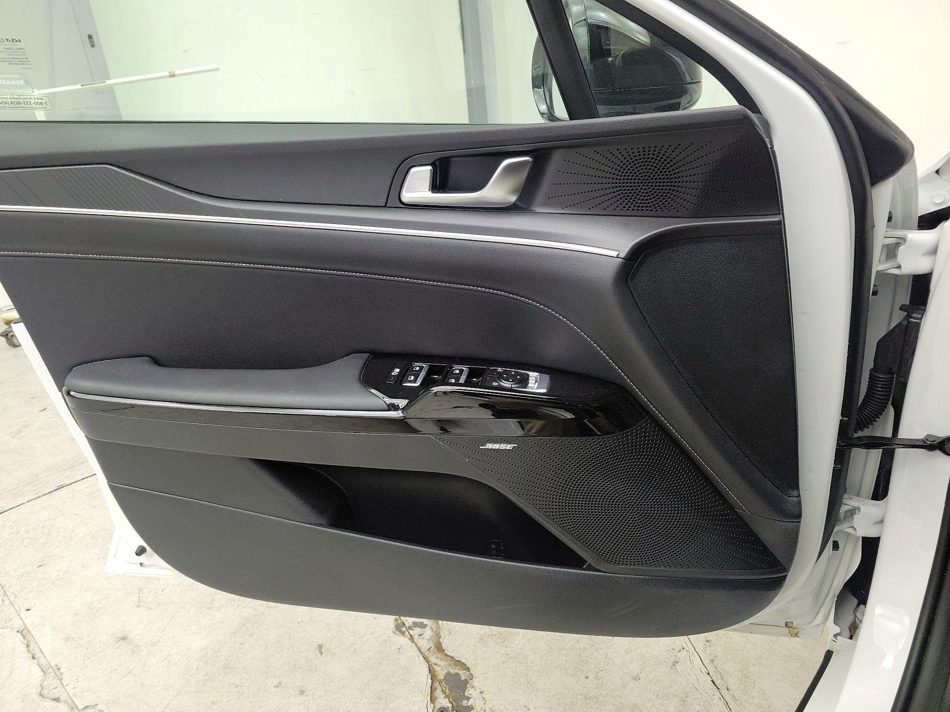 Thumbnail: 2025 Kia K5 - 12