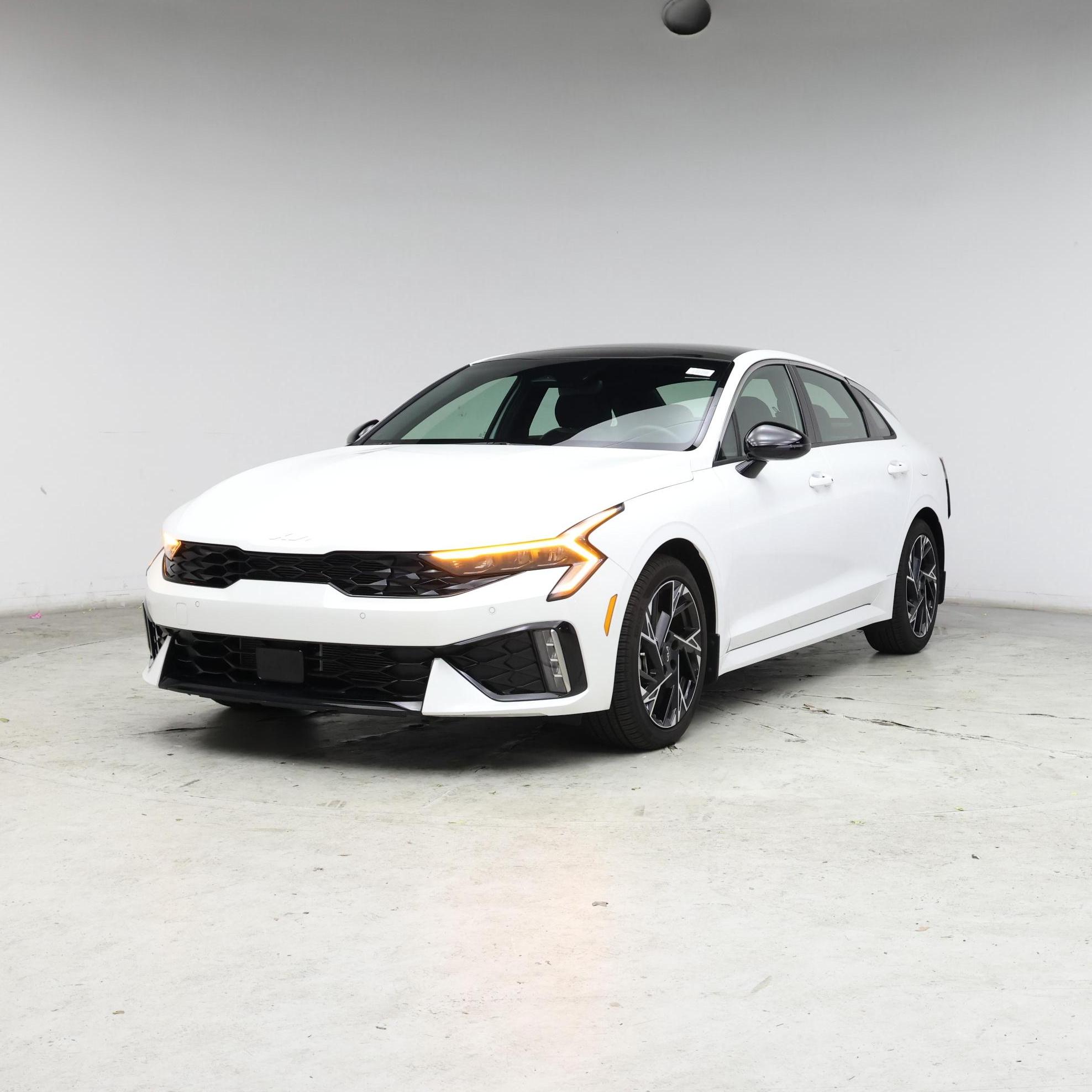 Thumbnail: 2025 Kia K5 - 4