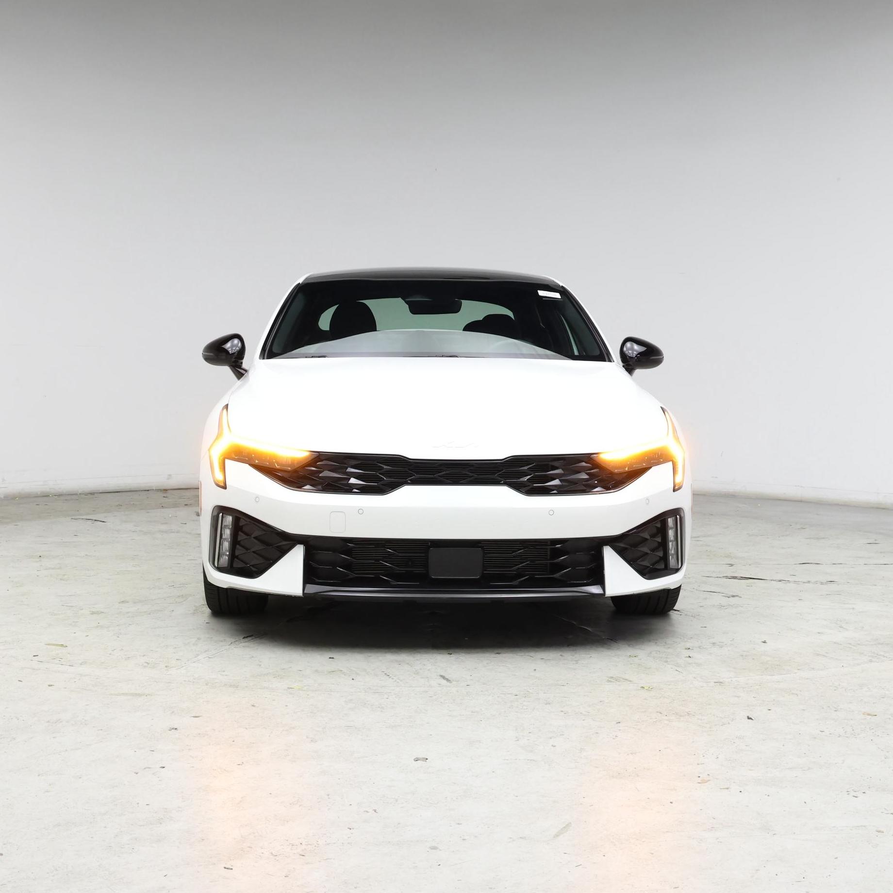 Thumbnail: 2025 Kia K5 - 5