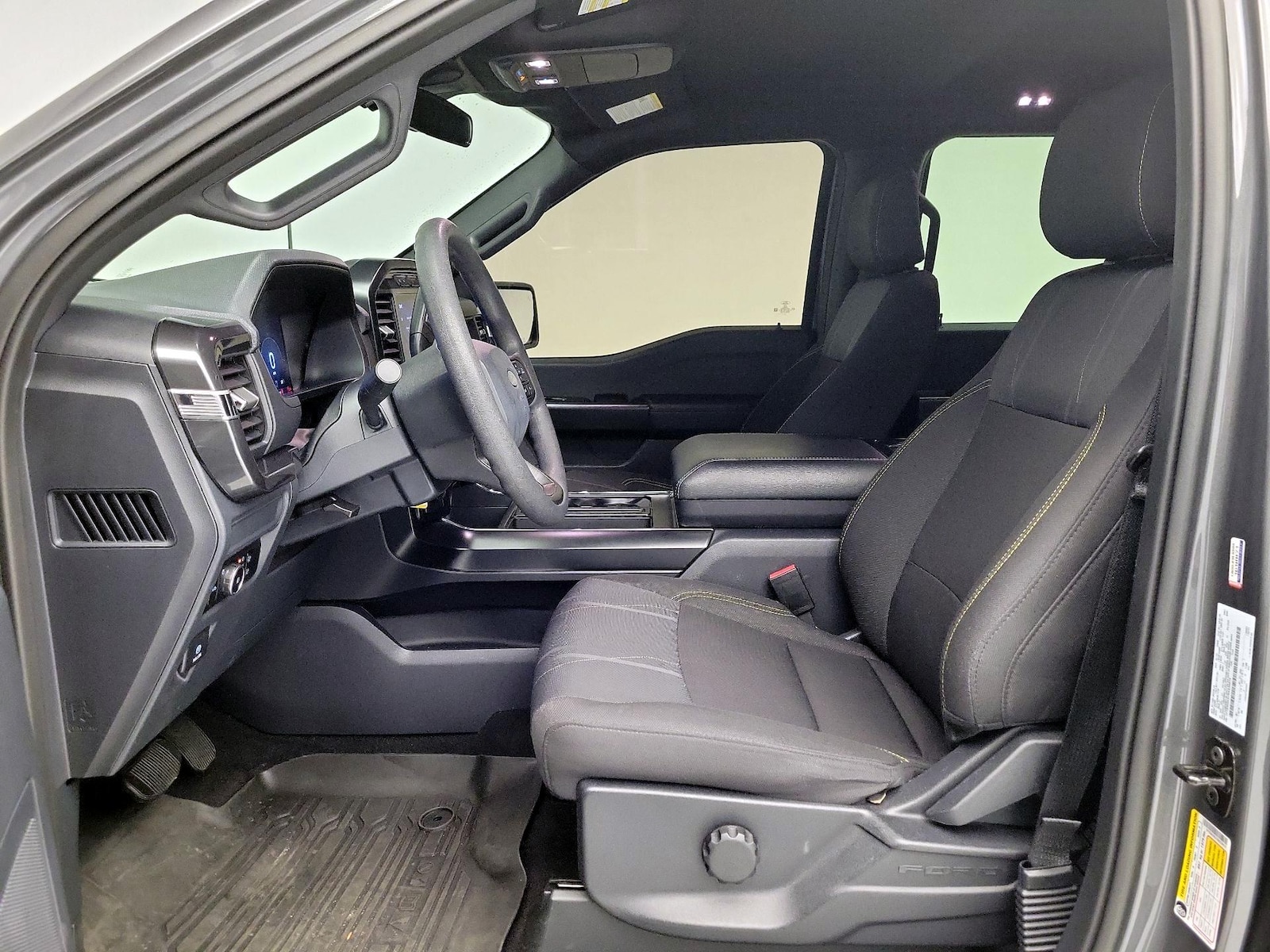 2024 Ford F-150 STX - Photo 12