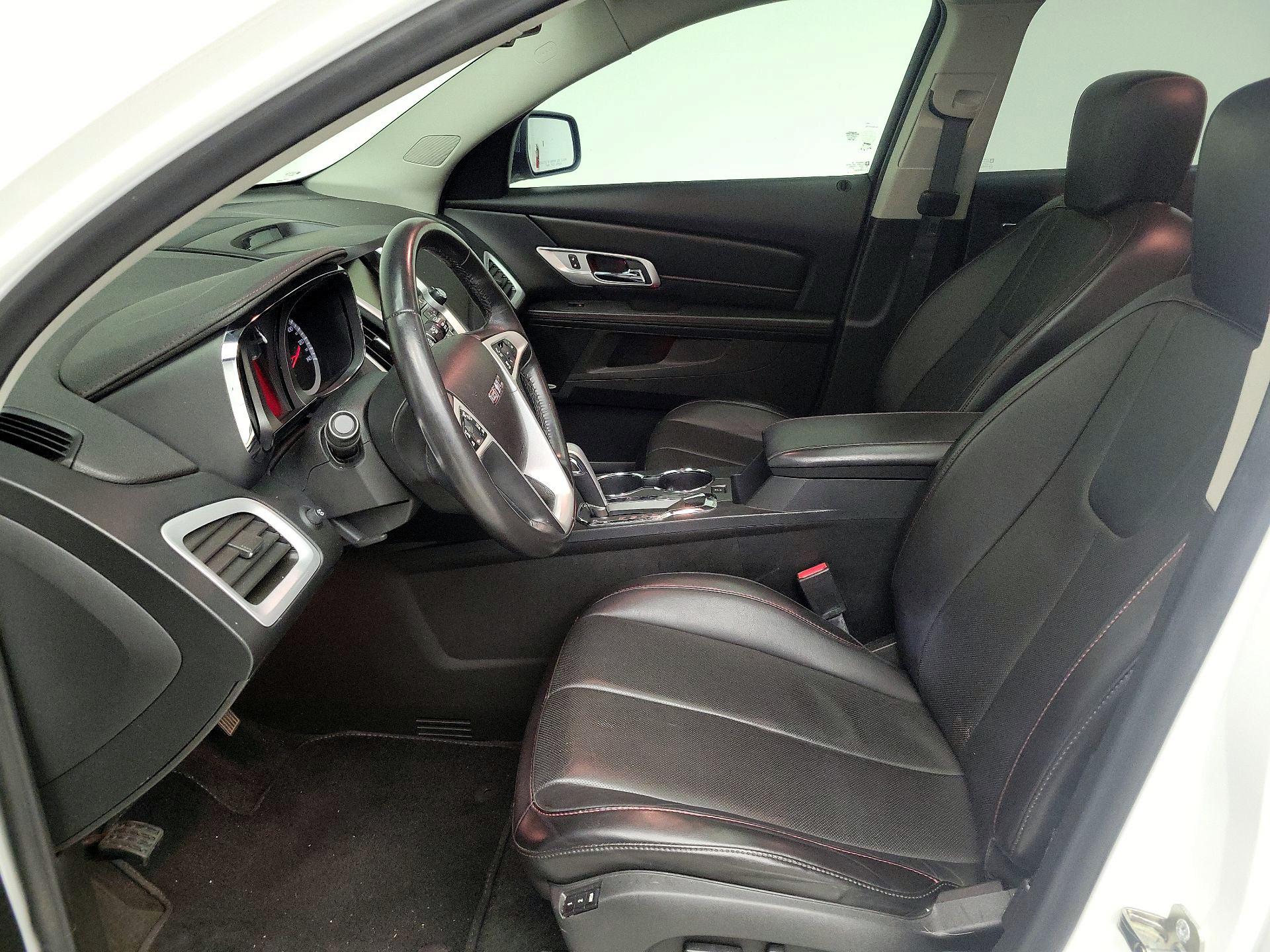 Thumbnail: 2015 GMC Terrain - 11