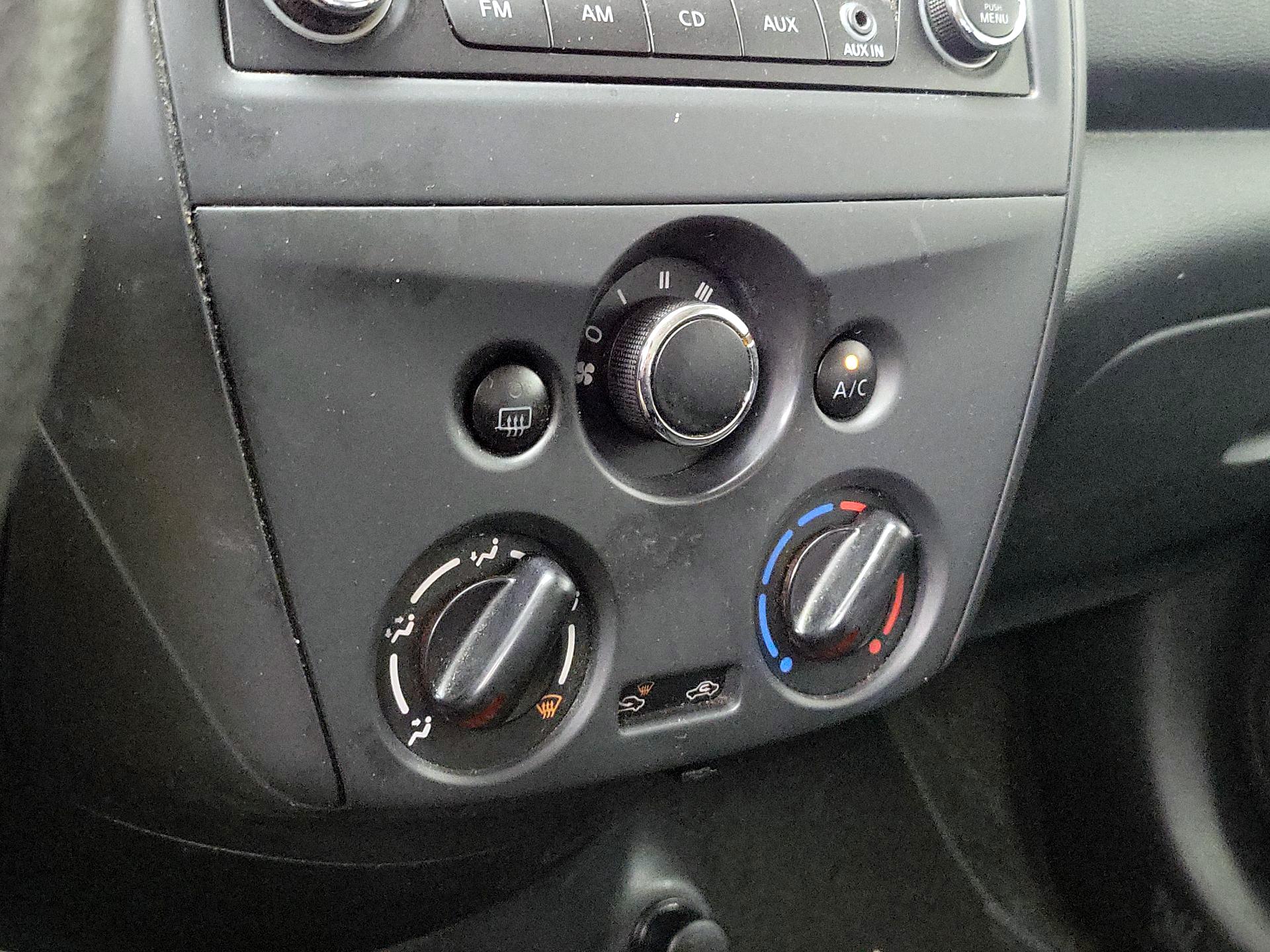 Thumbnail: 2017 Nissan Versa - 15