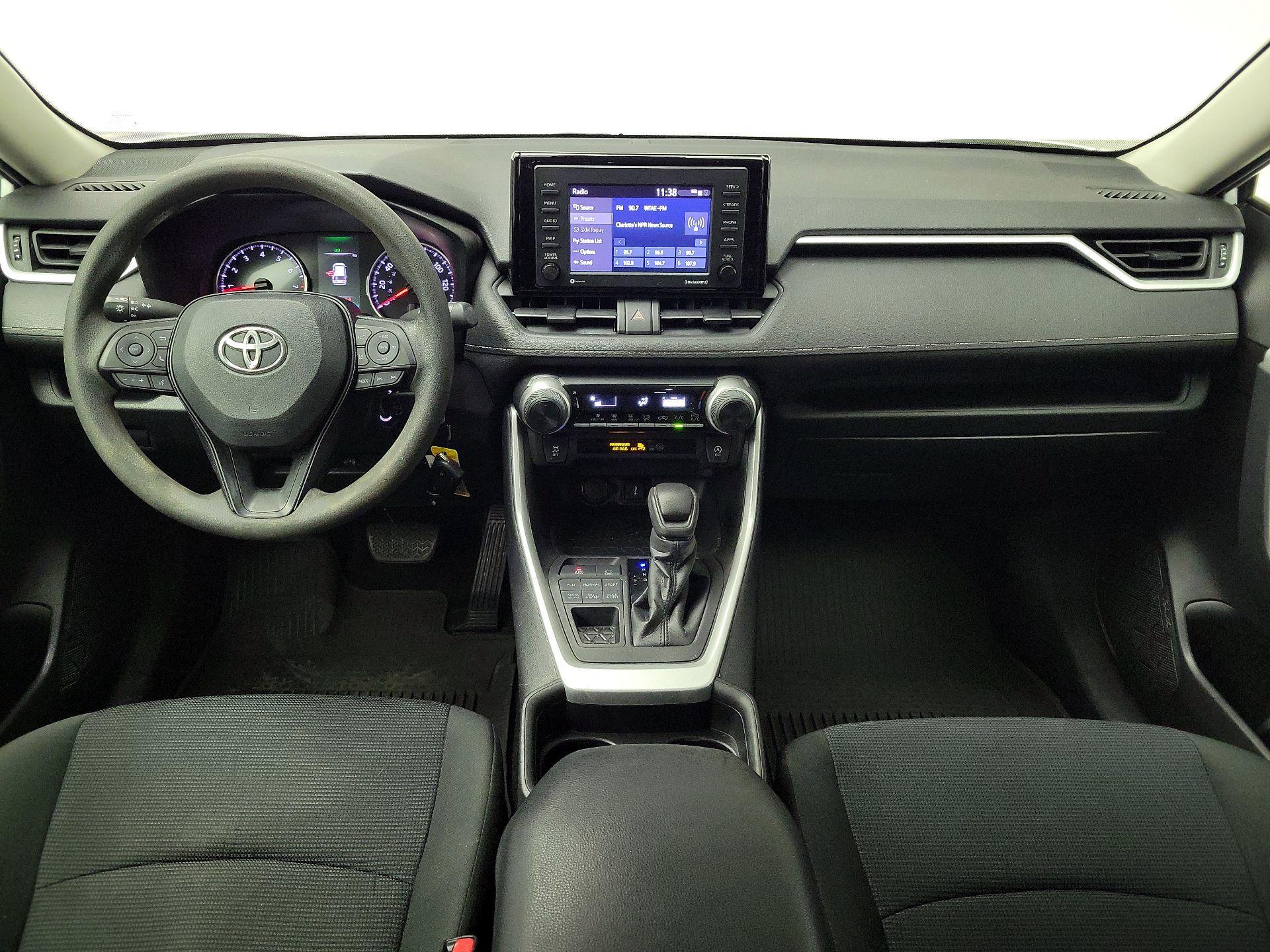 Thumbnail: 2021 Toyota RAV4 - 9