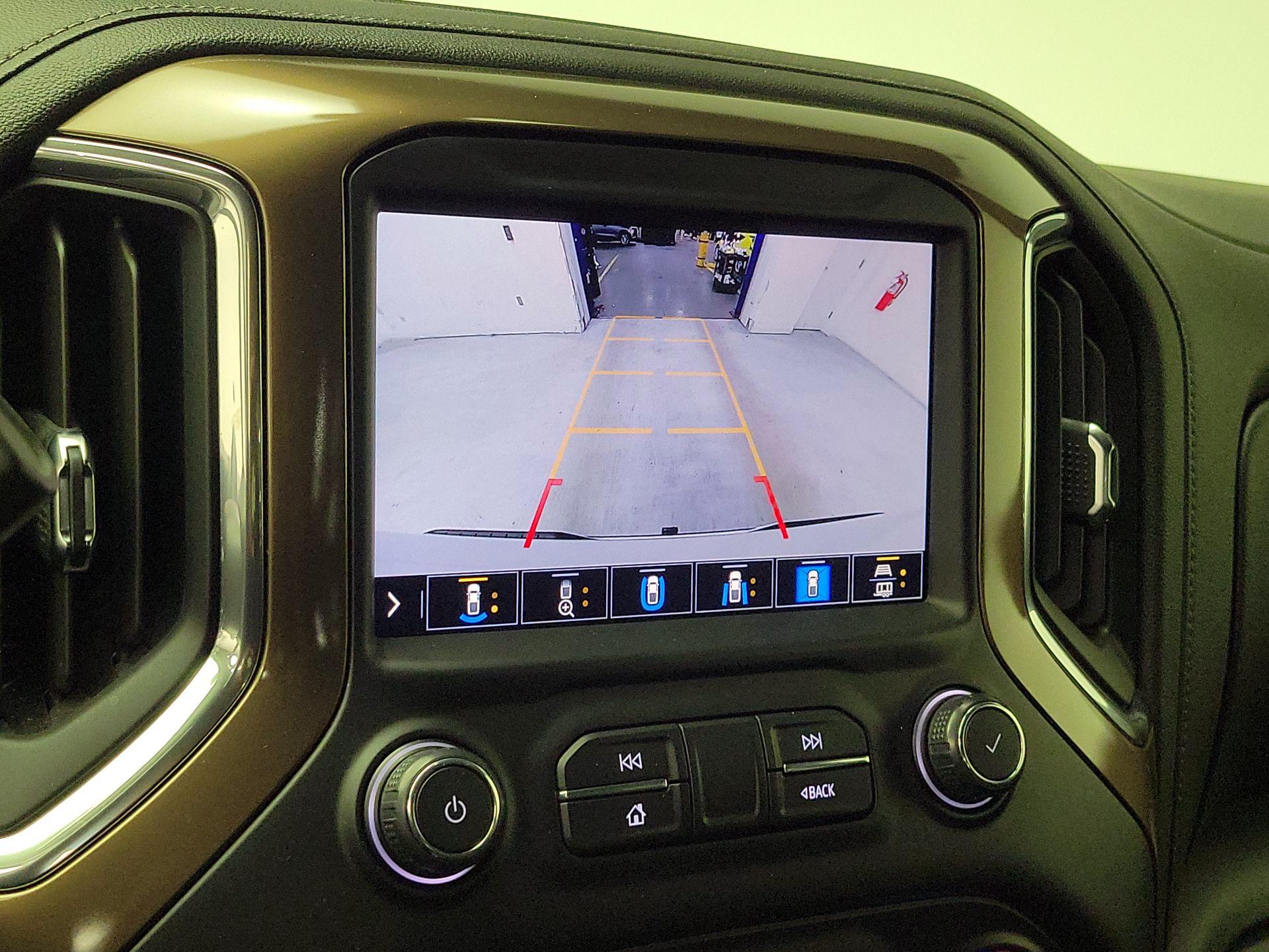 Thumbnail: 2021 Chevrolet Silverado 1500 - 14