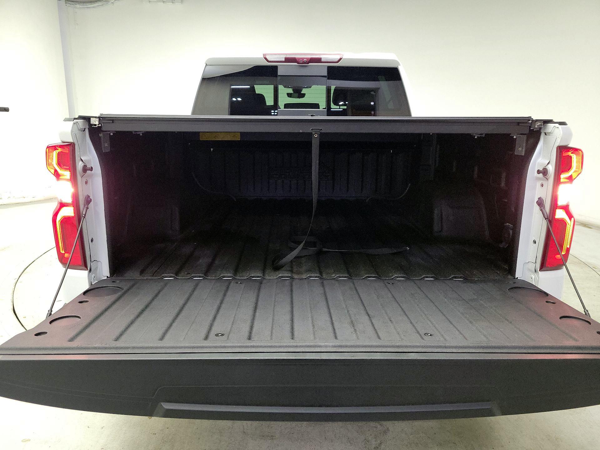 Thumbnail: 2021 Chevrolet Silverado 1500 - 20