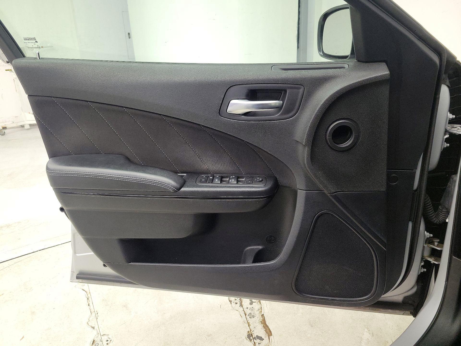 Thumbnail: 2022 Dodge Charger - 12