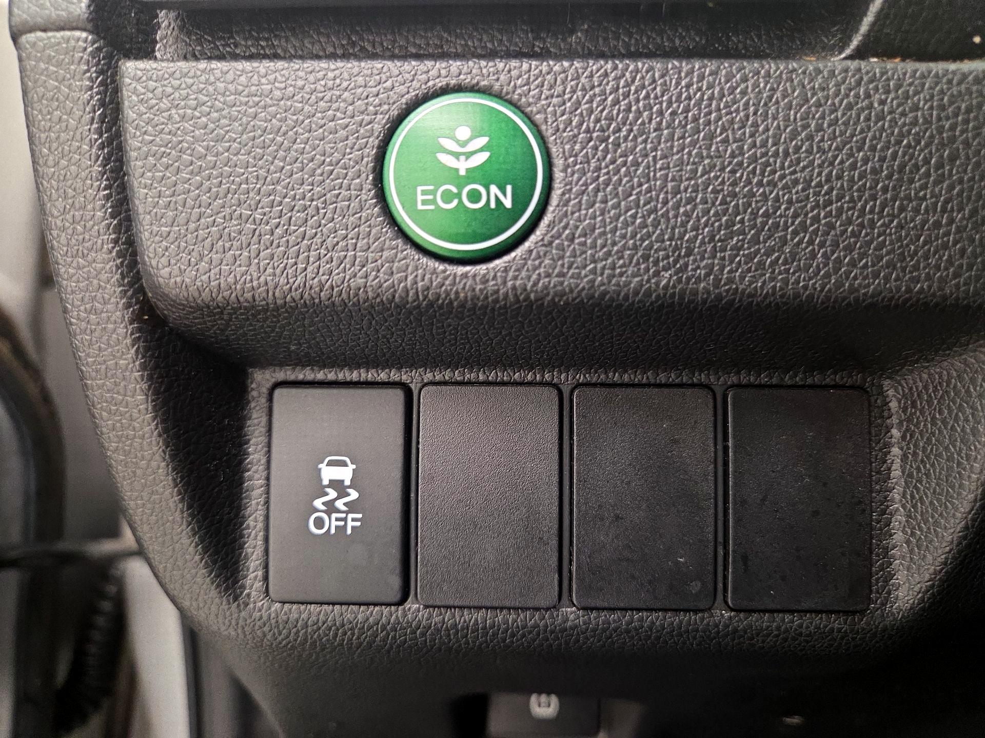 Thumbnail: 2015 Honda Fit - 13