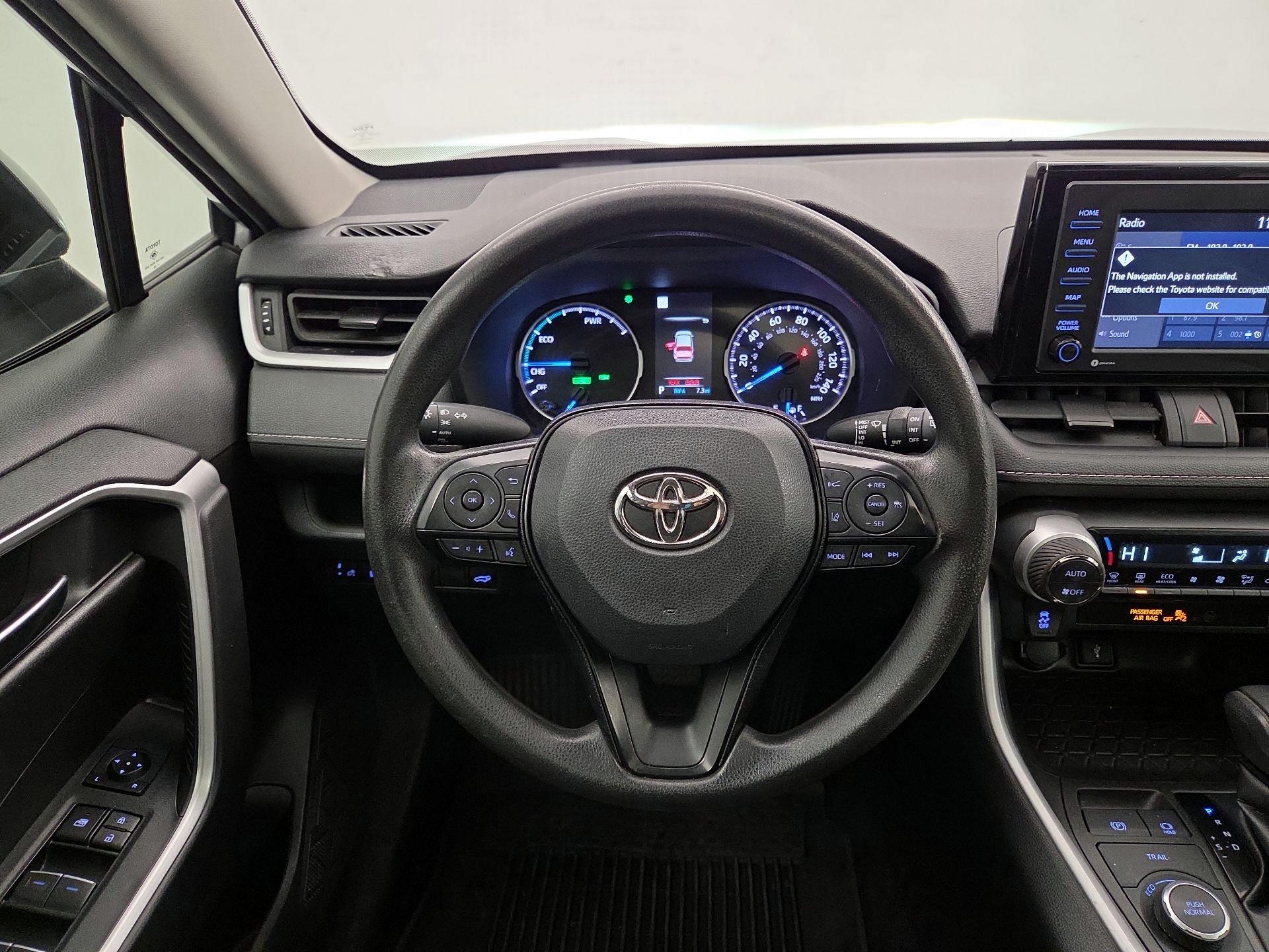 Thumbnail: 2022 Toyota RAV4 - 10