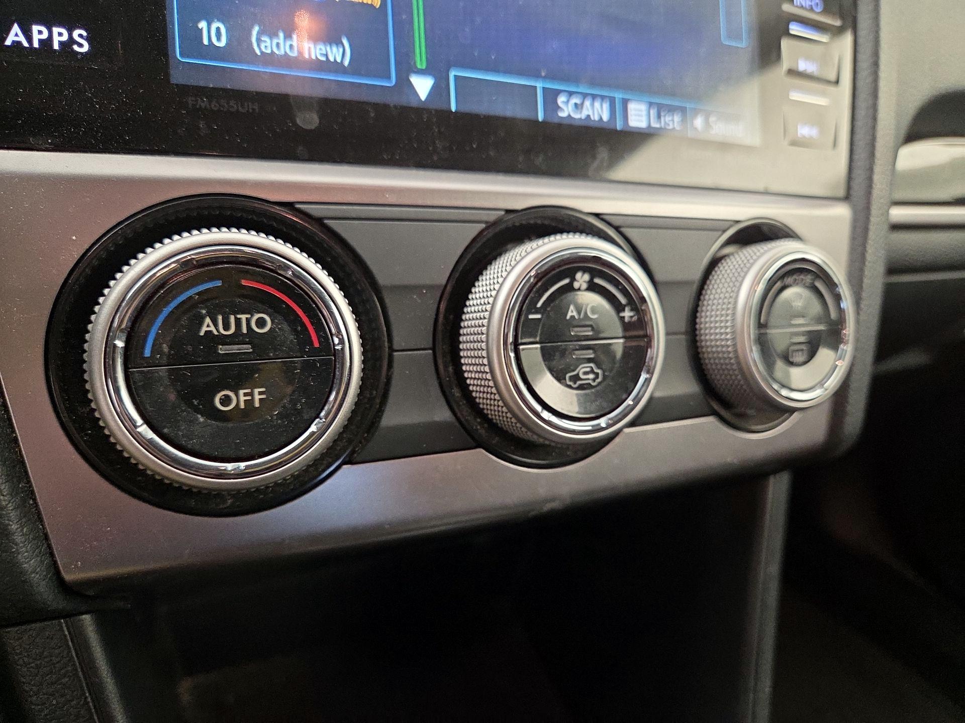 Thumbnail: 2016 Subaru XV Crosstrek - 16