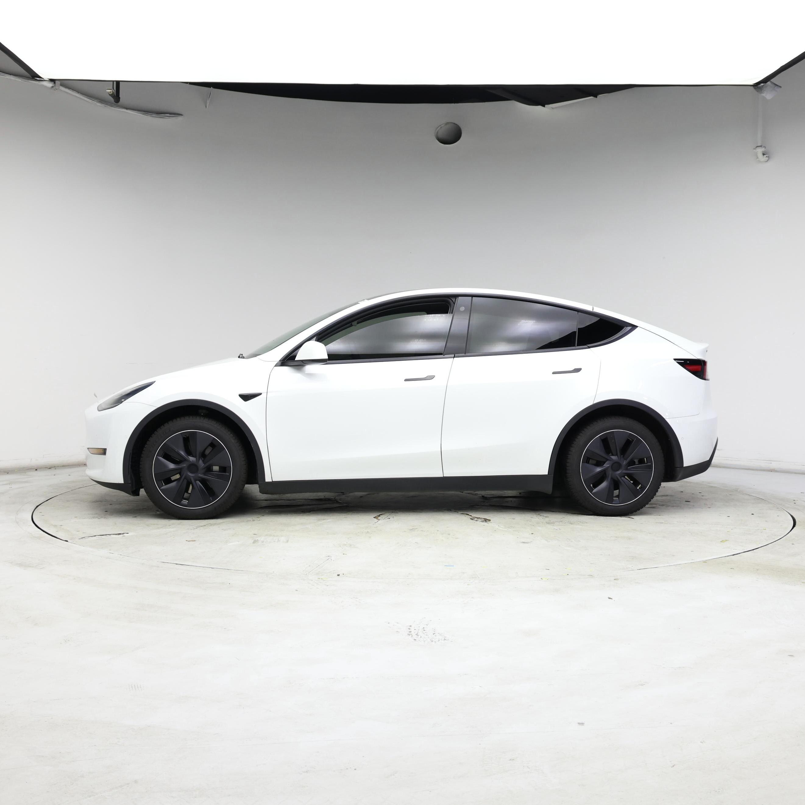 Thumbnail: 2021 Tesla Model Y - 3