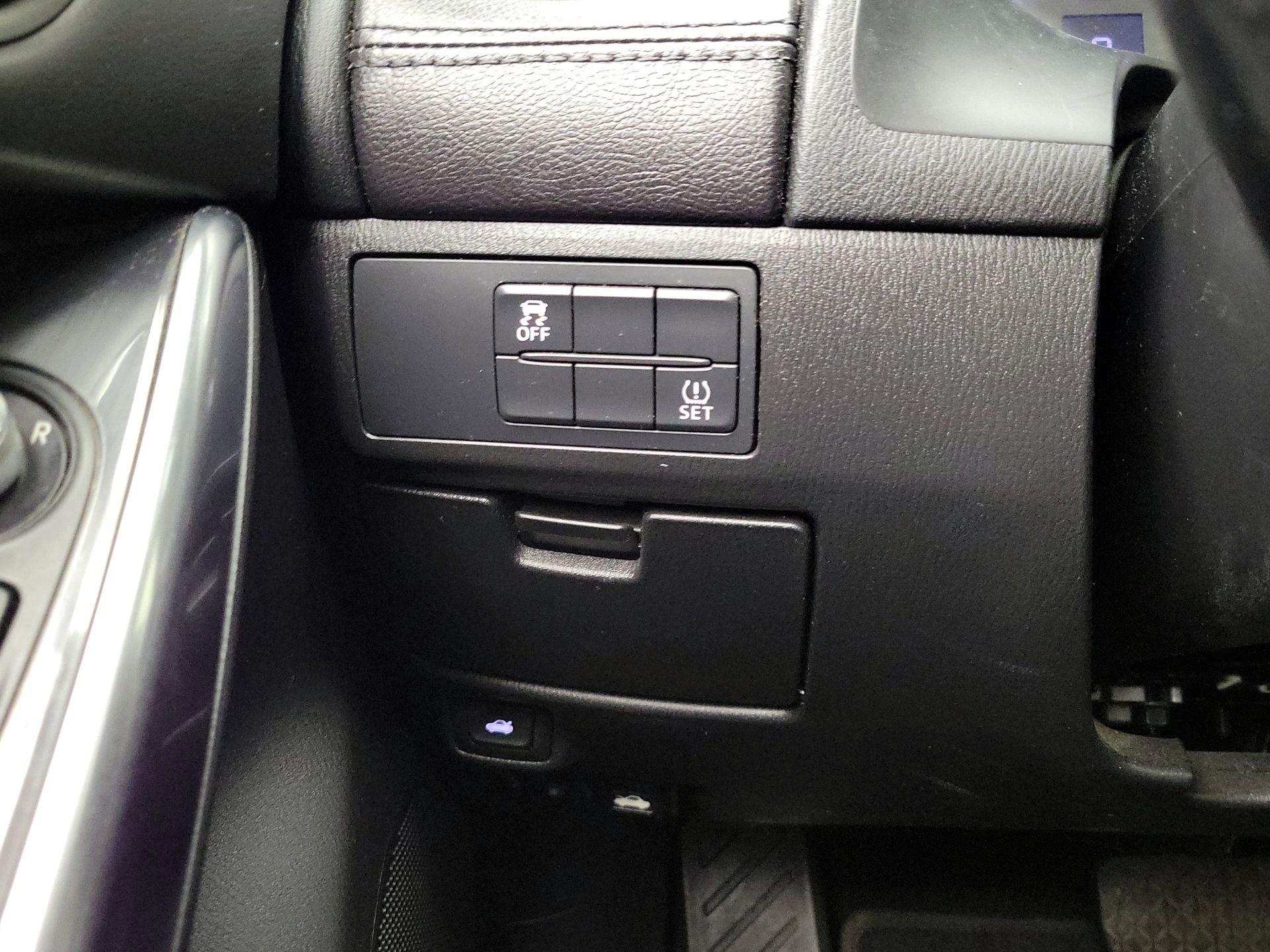 Thumbnail: 2017 Mazda Mazda6 - 13