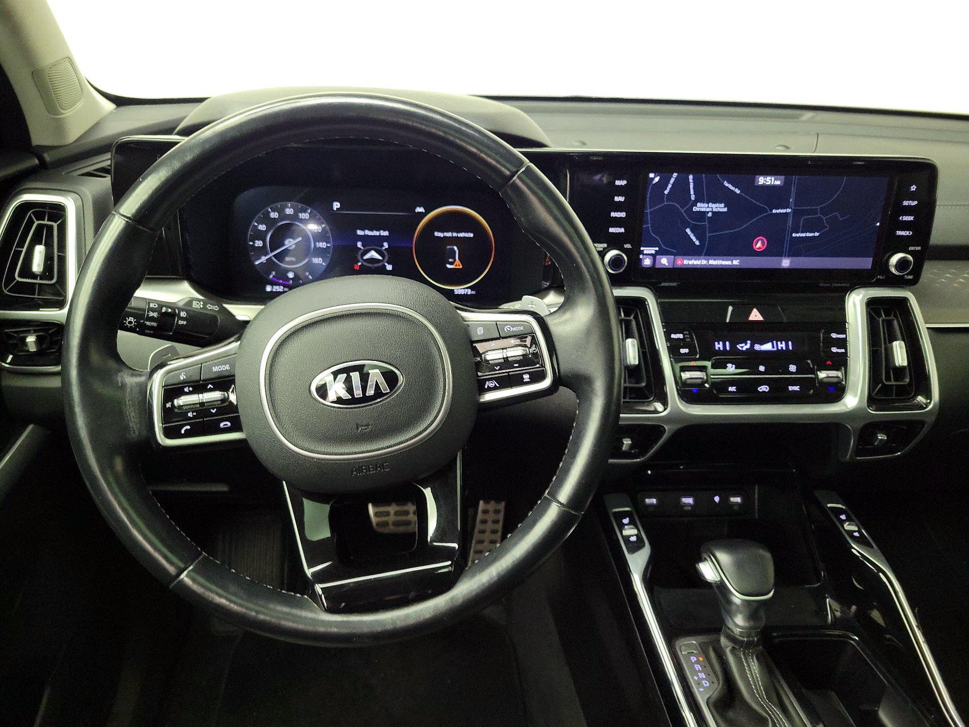 Thumbnail: 2021 Kia Sorento - 10