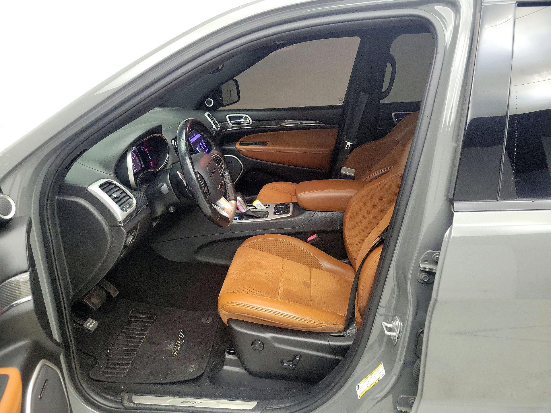 Thumbnail: 2019 Jeep Grand Cherokee - 11