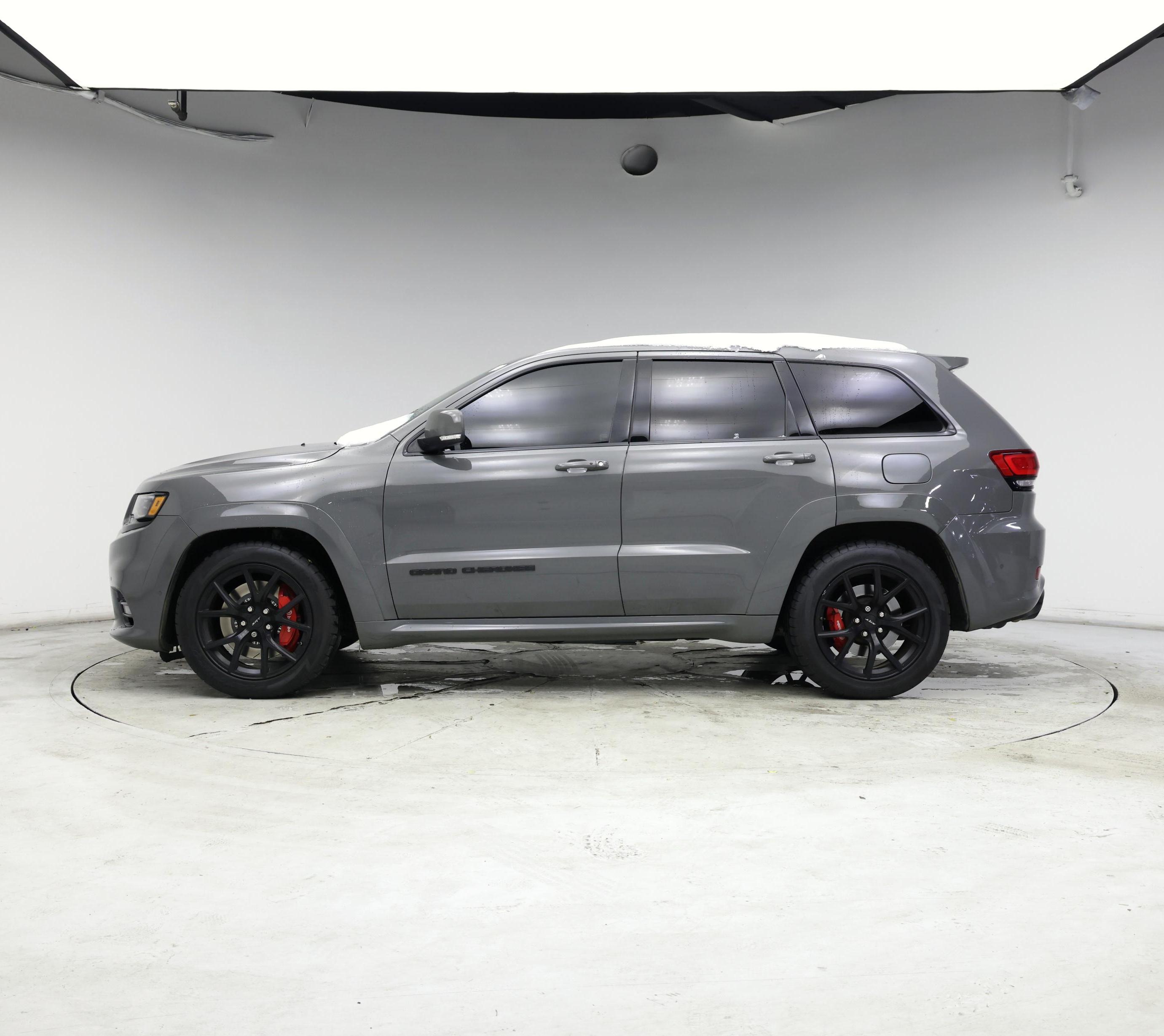 Thumbnail: 2019 Jeep Grand Cherokee - 3