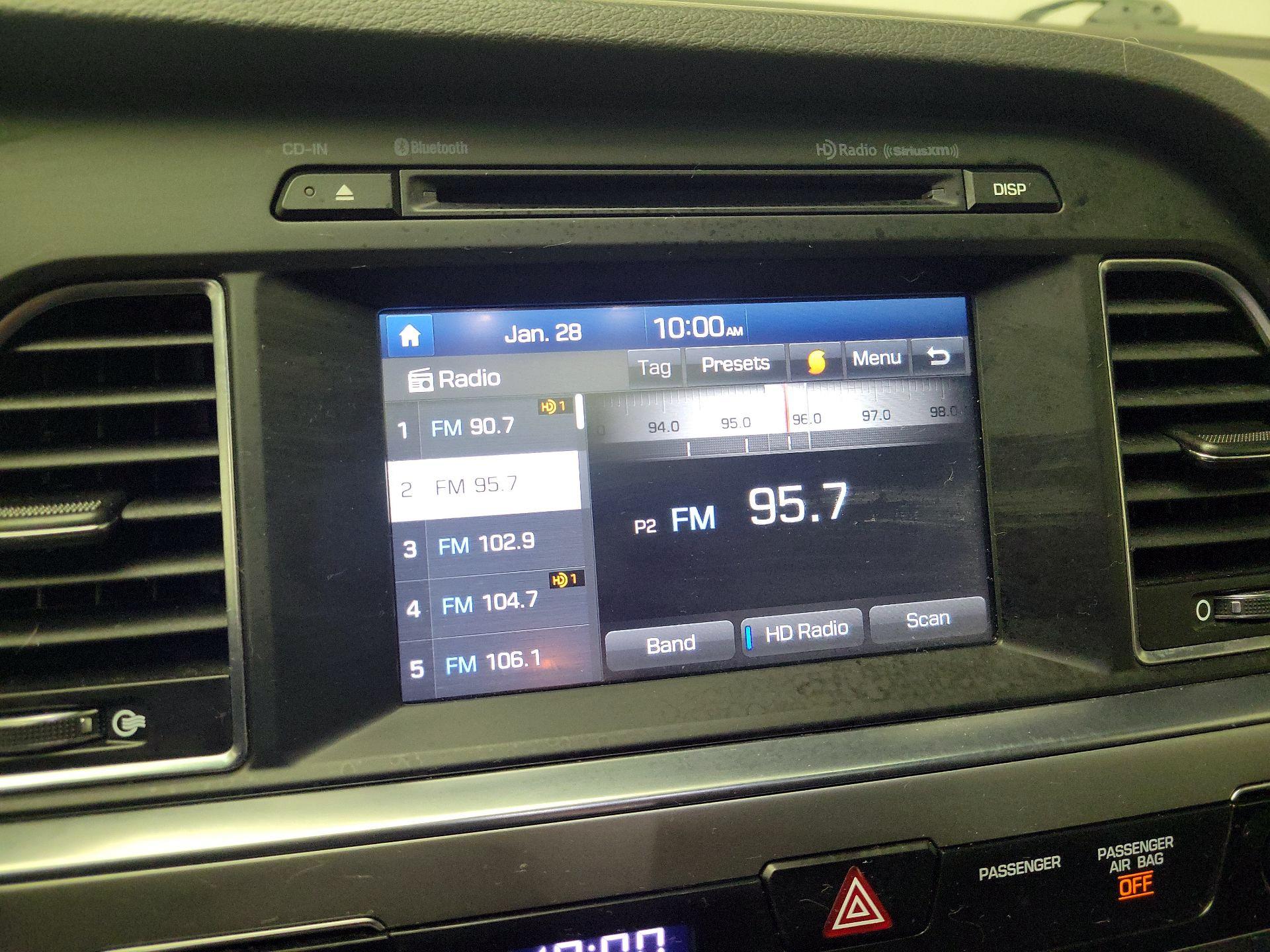 Thumbnail: 2017 Hyundai Sonata - 15