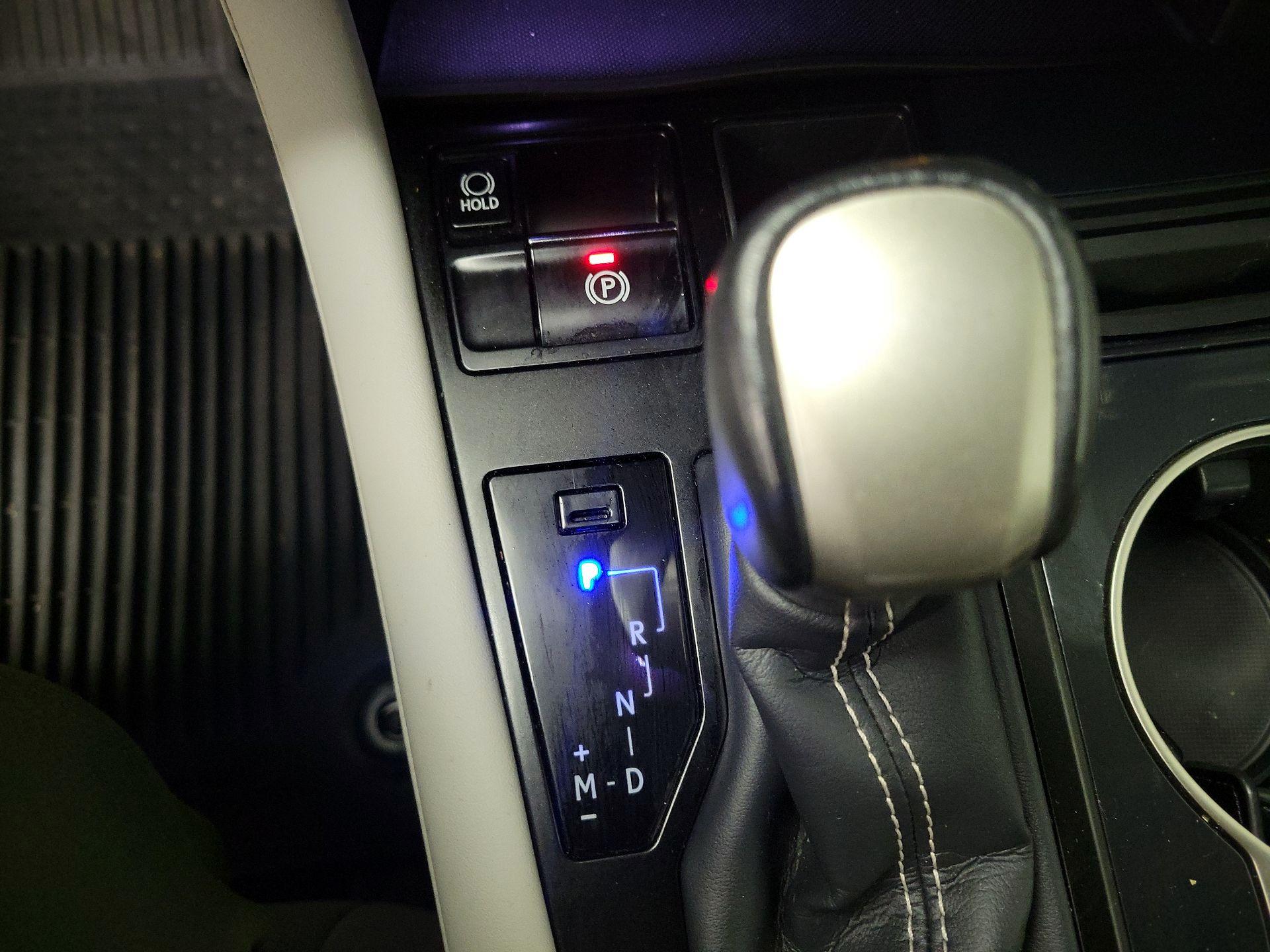 Thumbnail: 2022 Lexus RX - 17